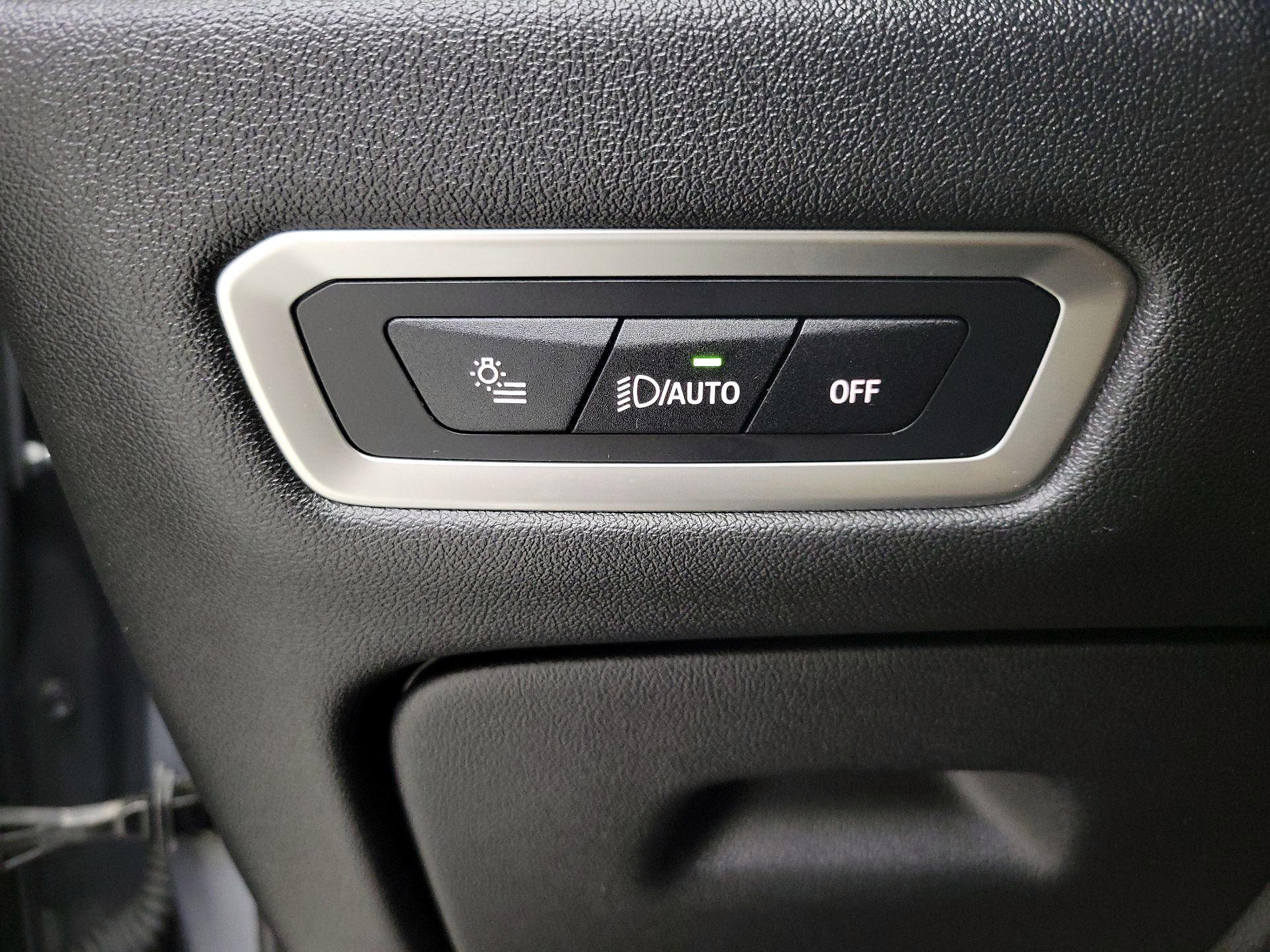 Thumbnail: 2025 BMW X7 - 13