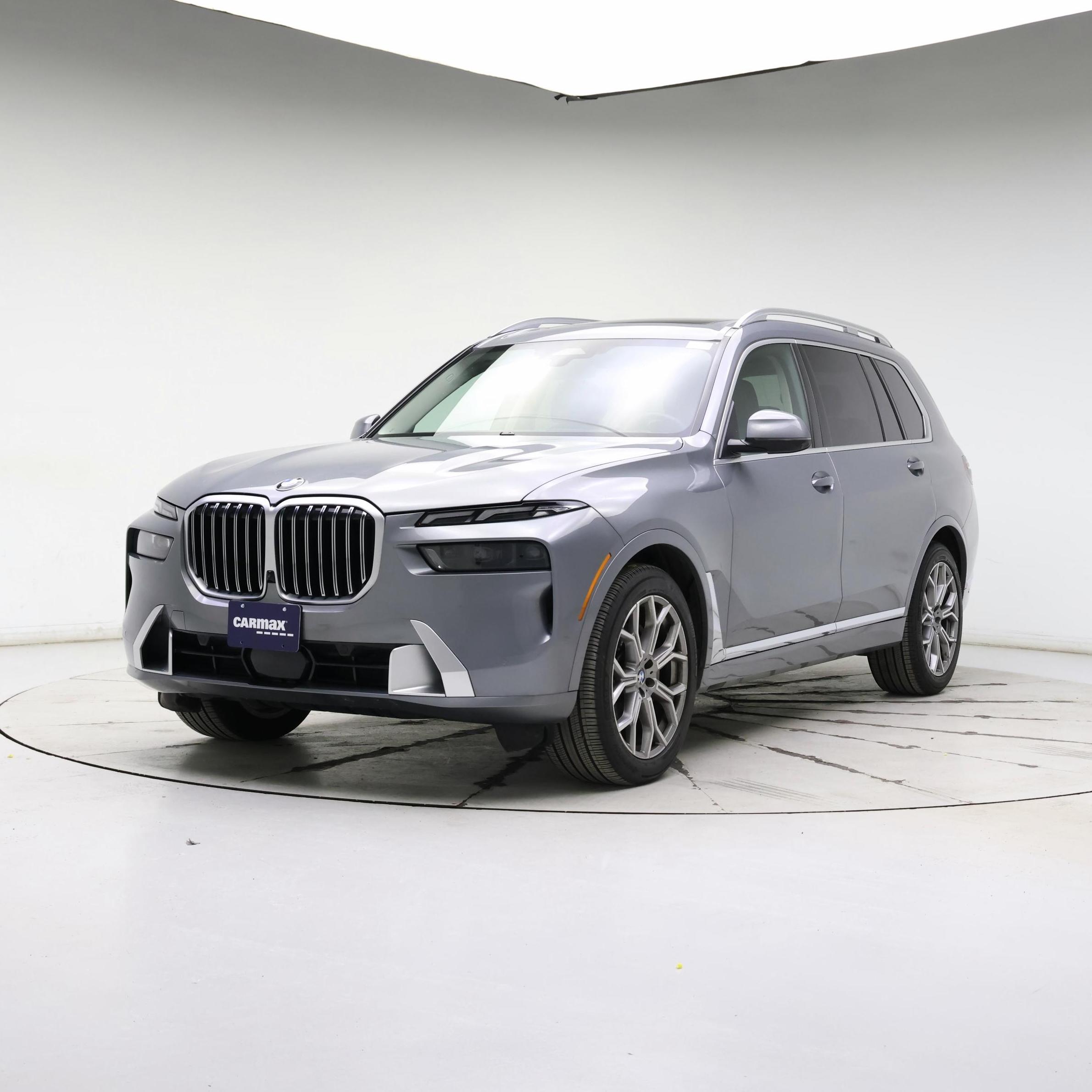 Thumbnail: 2025 BMW X7 - 4