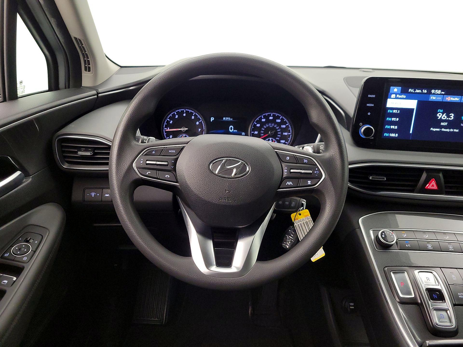 Thumbnail: 2023 Hyundai Santa Fe - 10