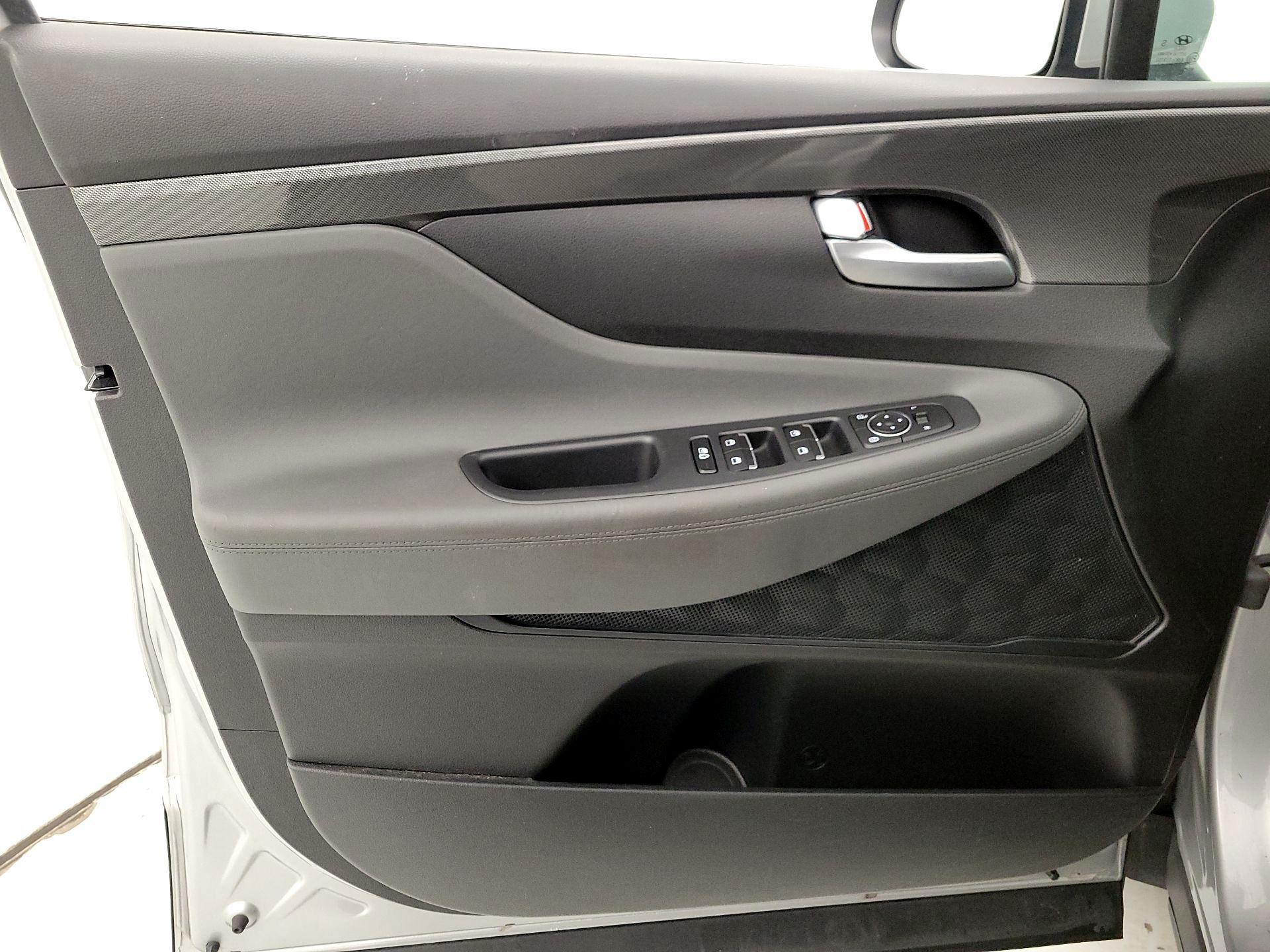 Thumbnail: 2023 Hyundai Santa Fe - 12