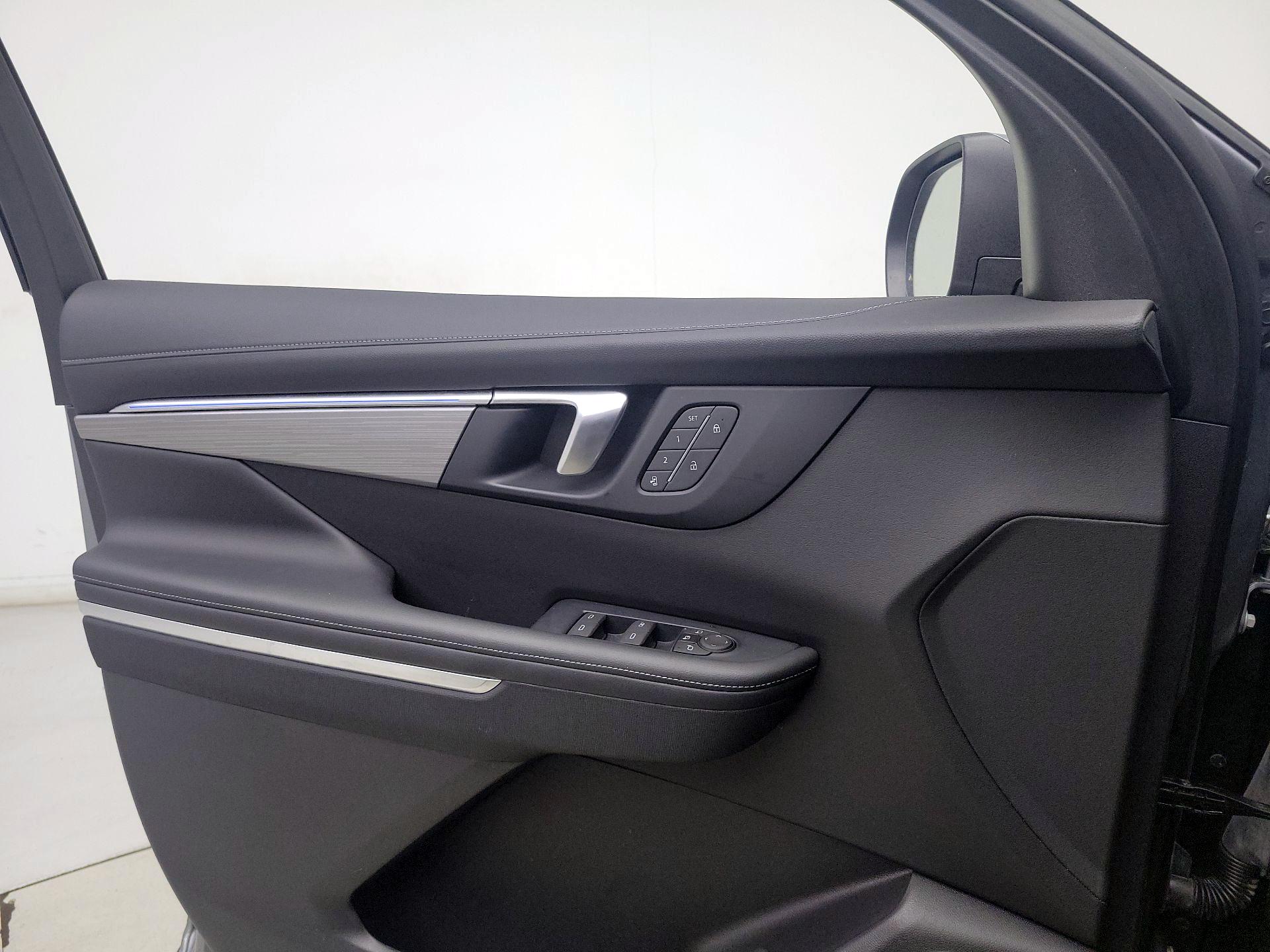 Thumbnail: 2025 Buick Enclave - 12