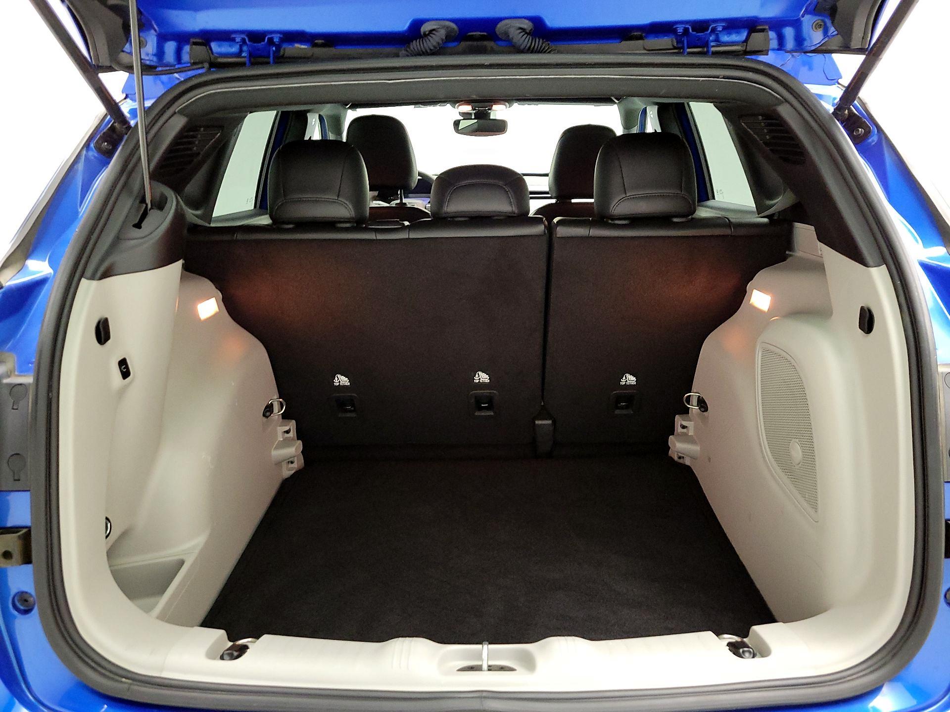 Thumbnail: 2023 Jeep Compass - 19