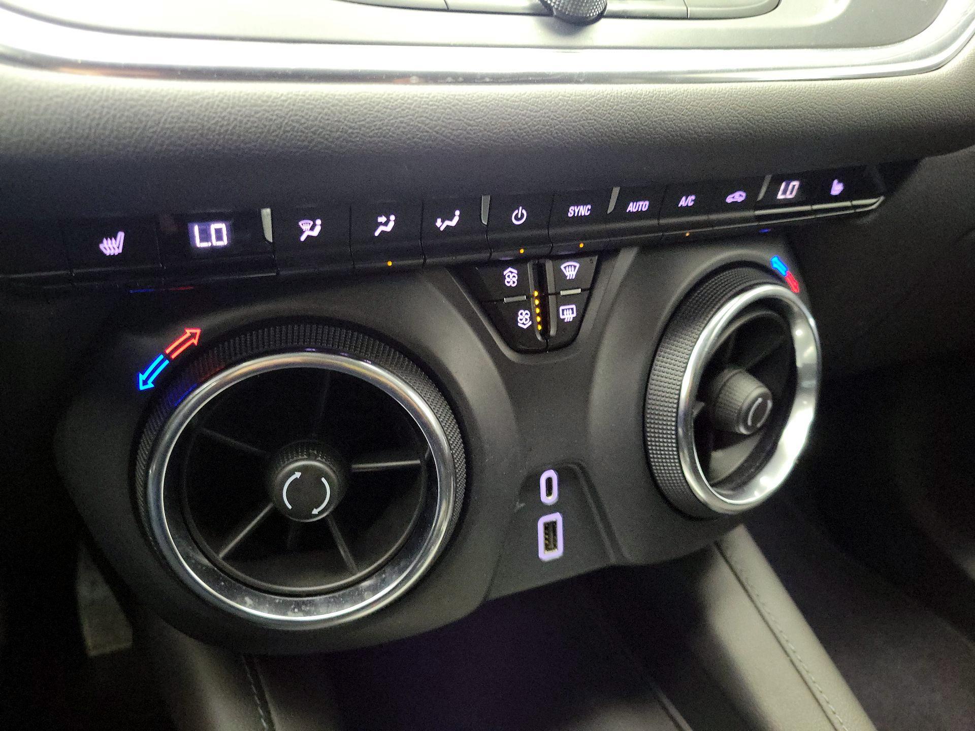 Thumbnail: 2022 Chevrolet Blazer - 16