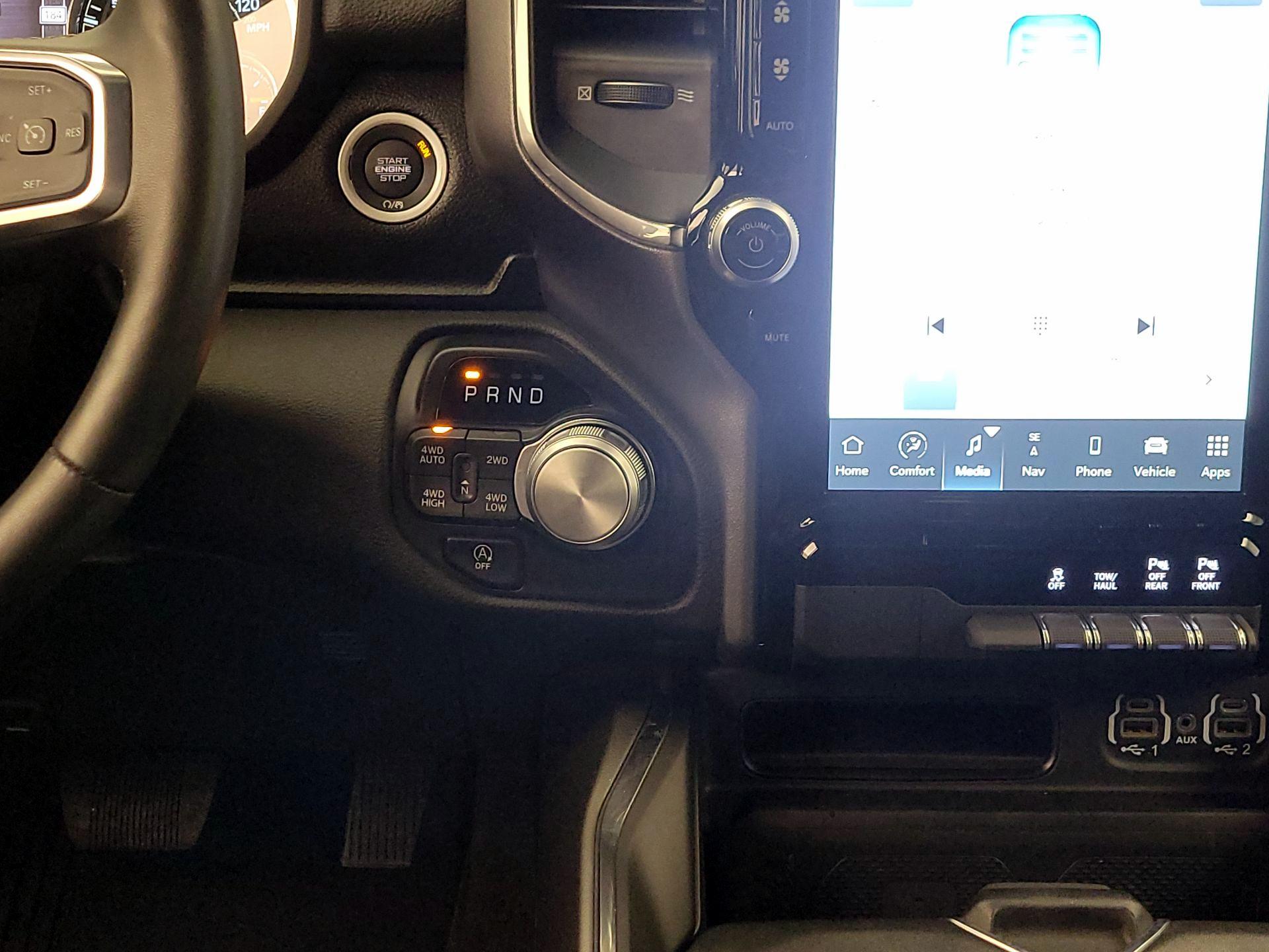 Thumbnail: 2024 RAM 1500 - 18