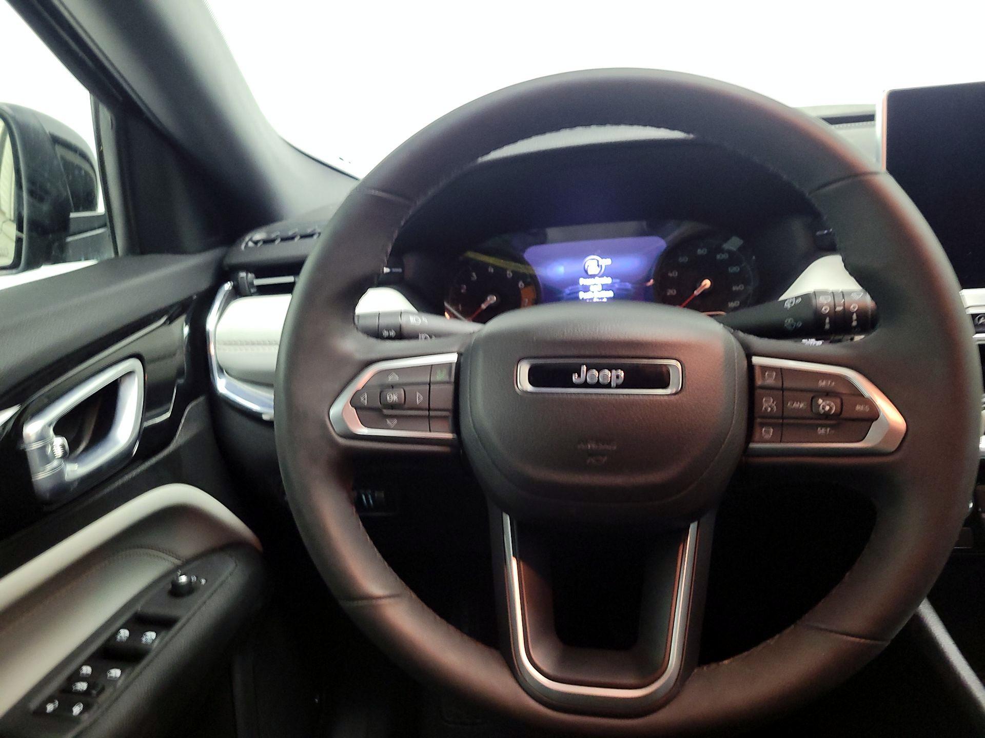 Thumbnail: 2023 Jeep Compass - 10