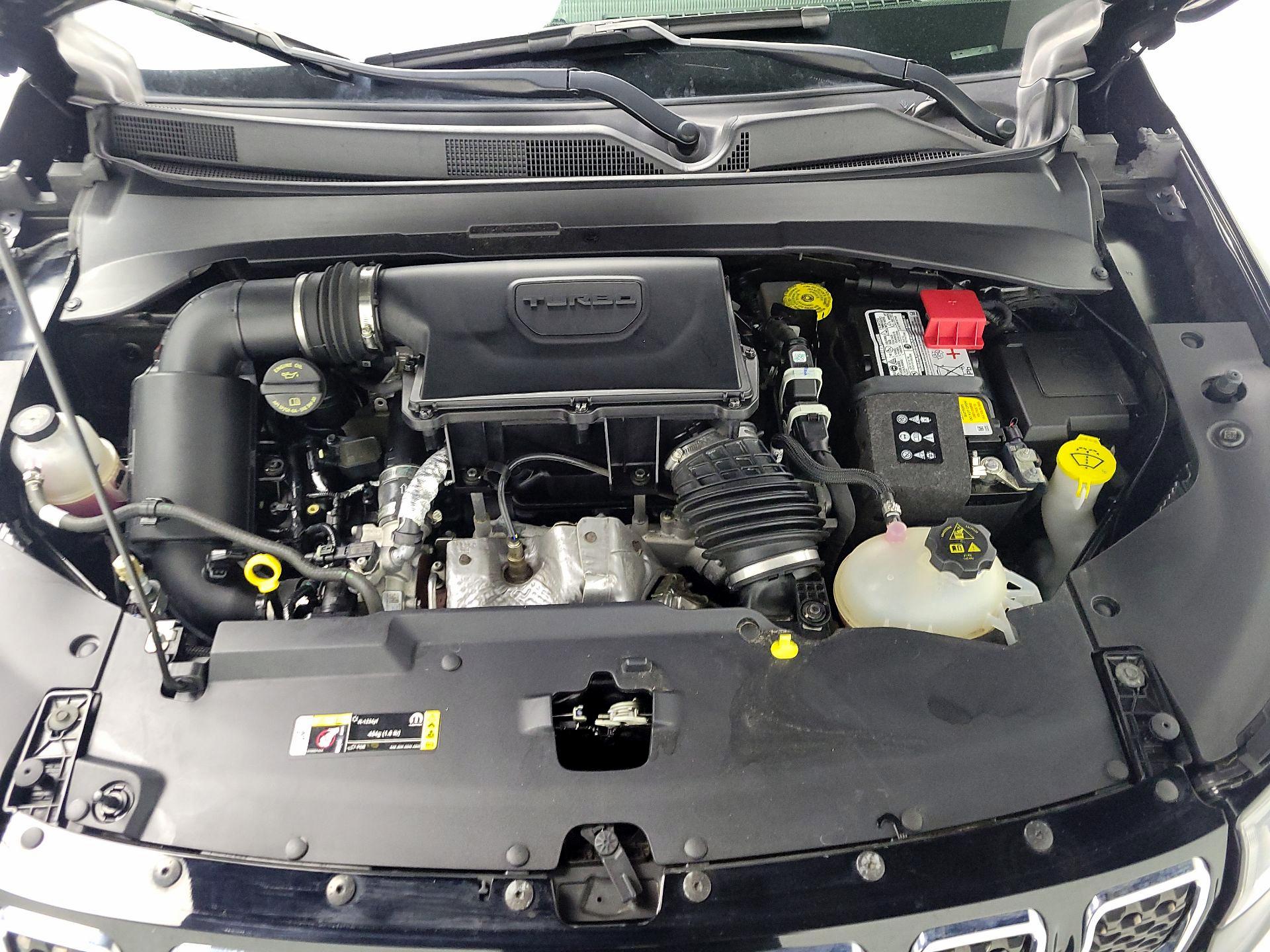 Thumbnail: 2023 Jeep Compass - 17