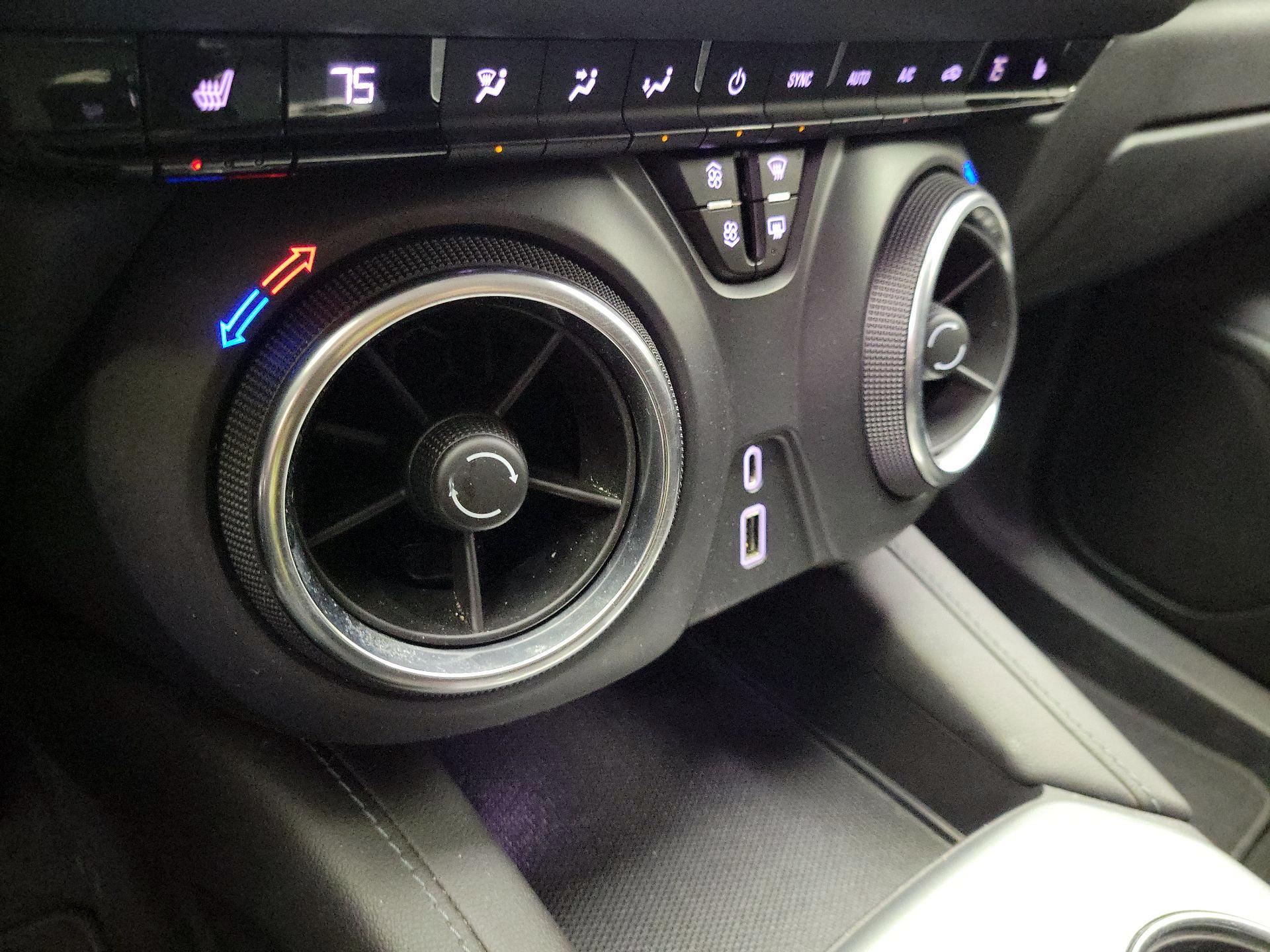 Thumbnail: 2020 Chevrolet Blazer - 16