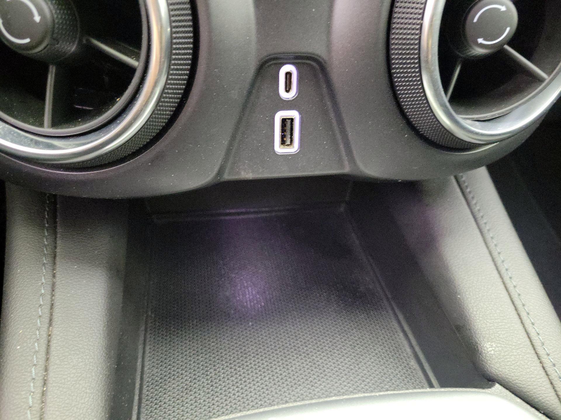 Thumbnail: 2020 Chevrolet Blazer - 18