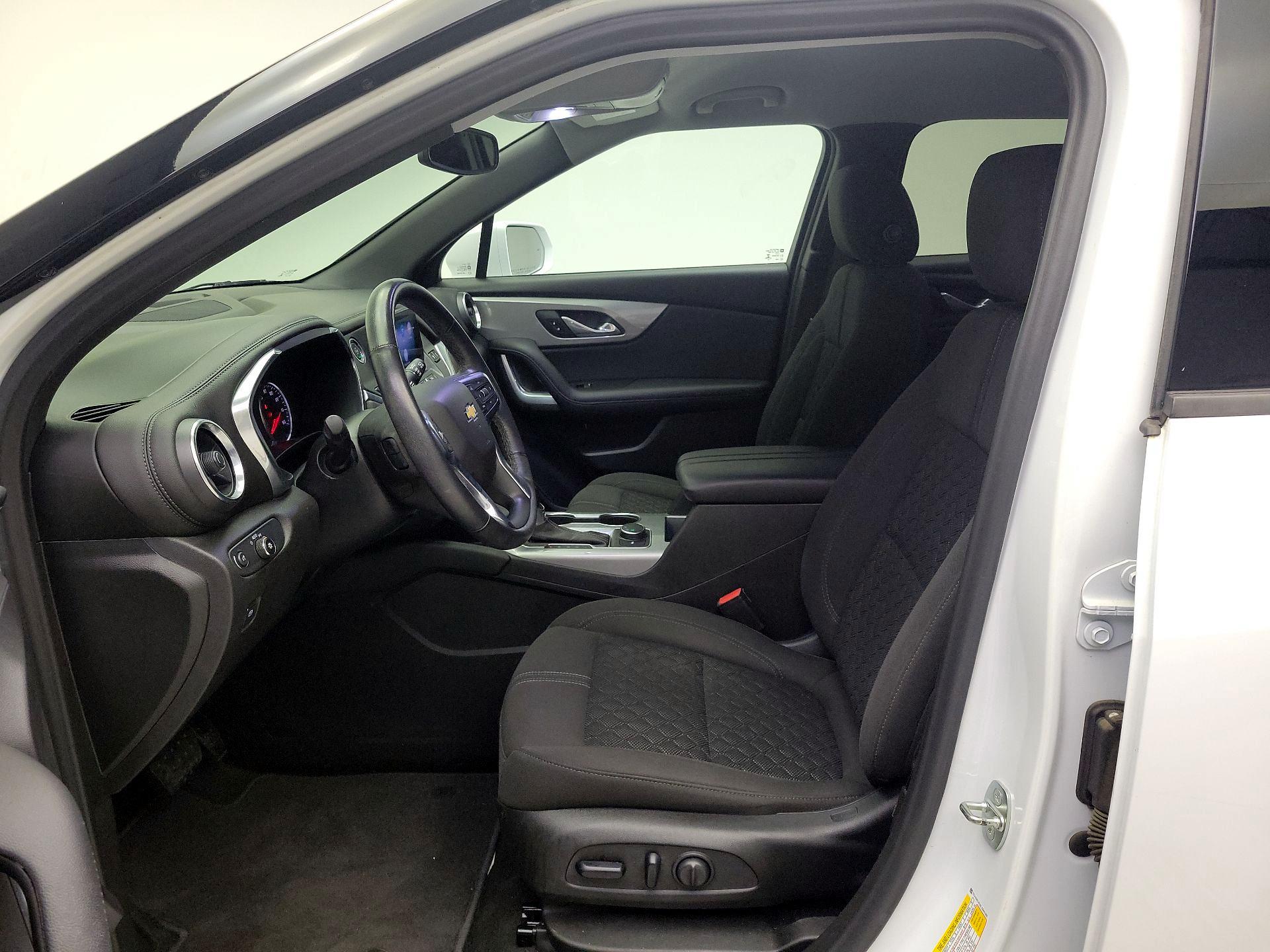 Thumbnail: 2020 Chevrolet Blazer - 11