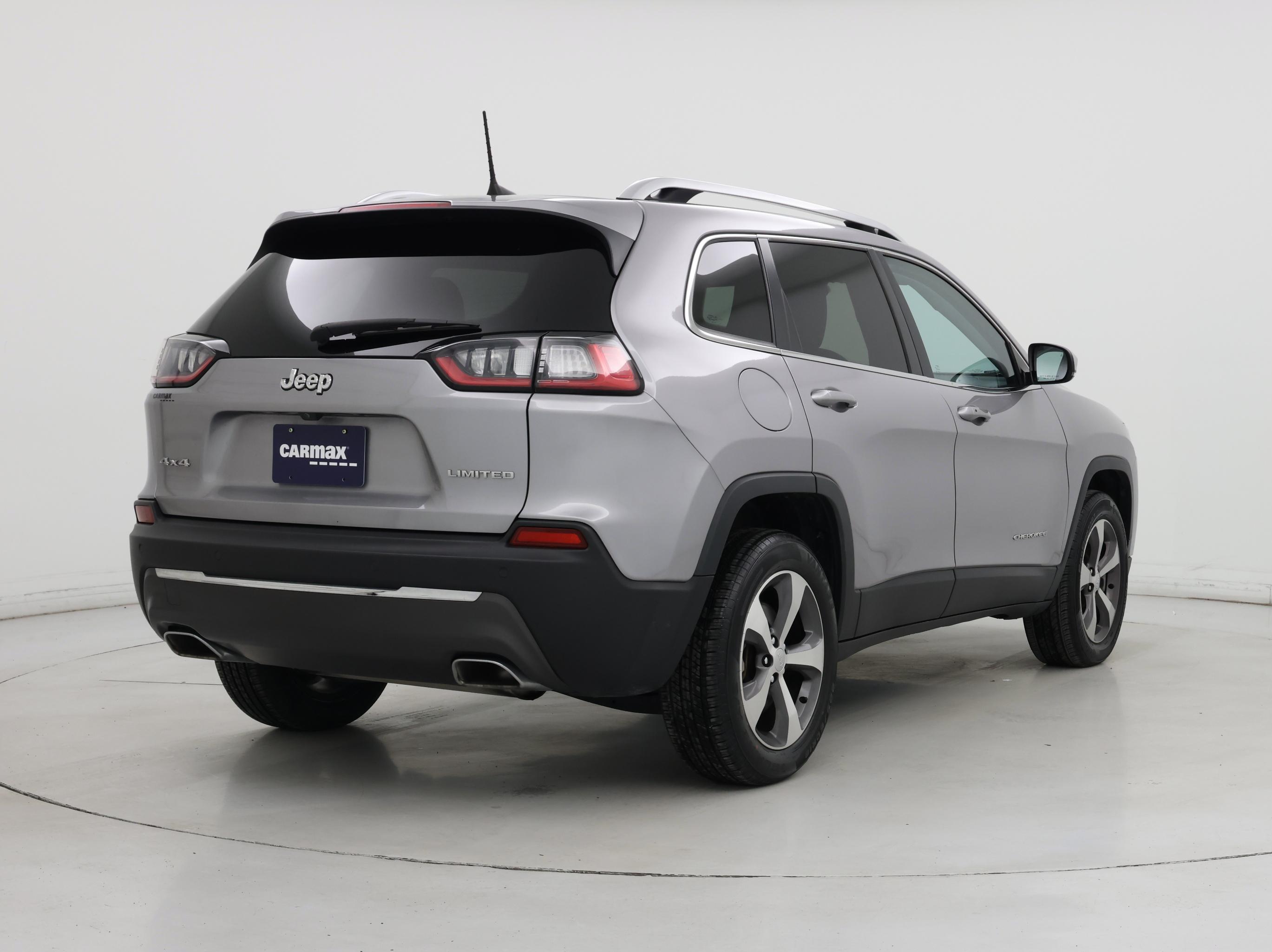 Thumbnail: 2020 Jeep Cherokee - 8