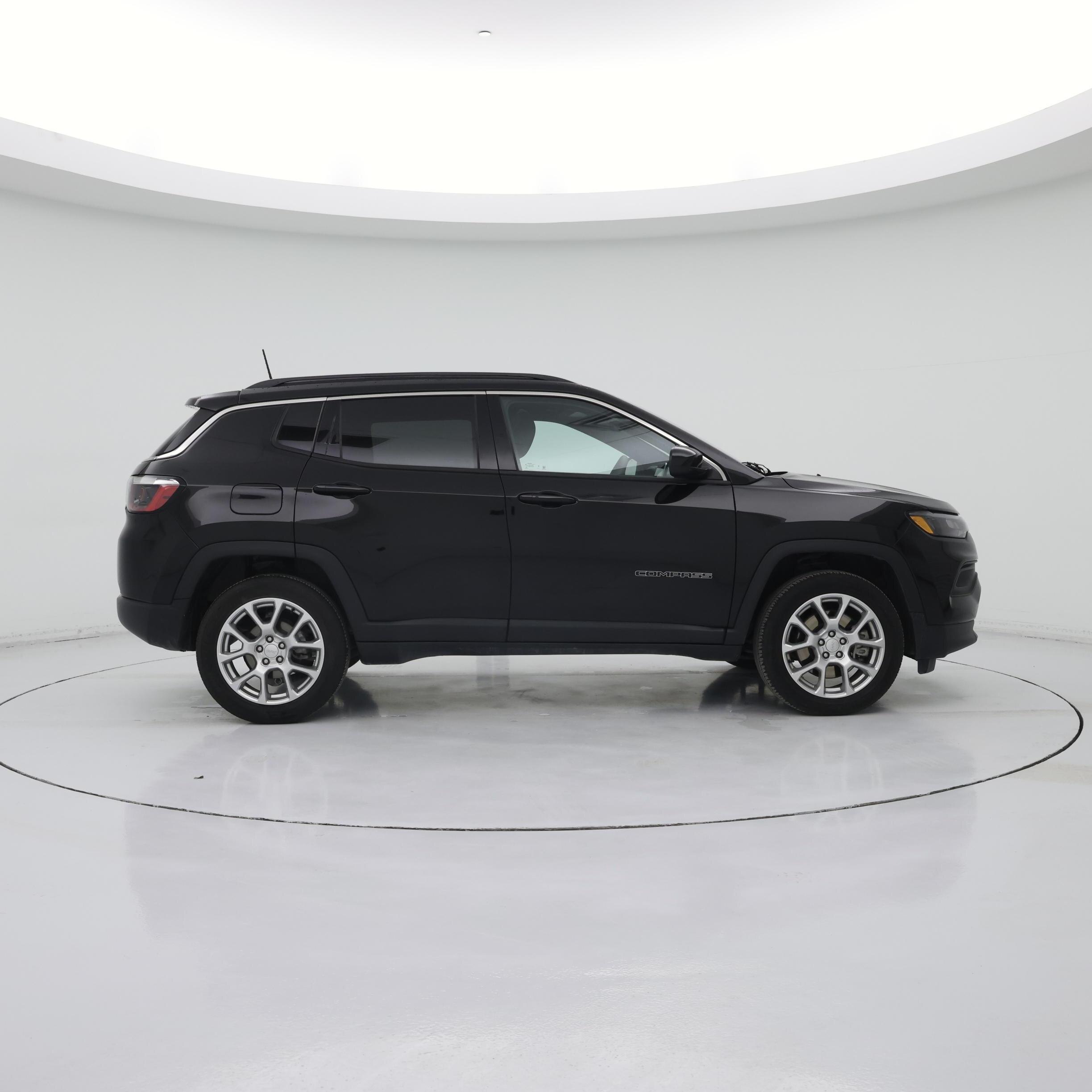 Thumbnail: 2023 Jeep Compass - 7