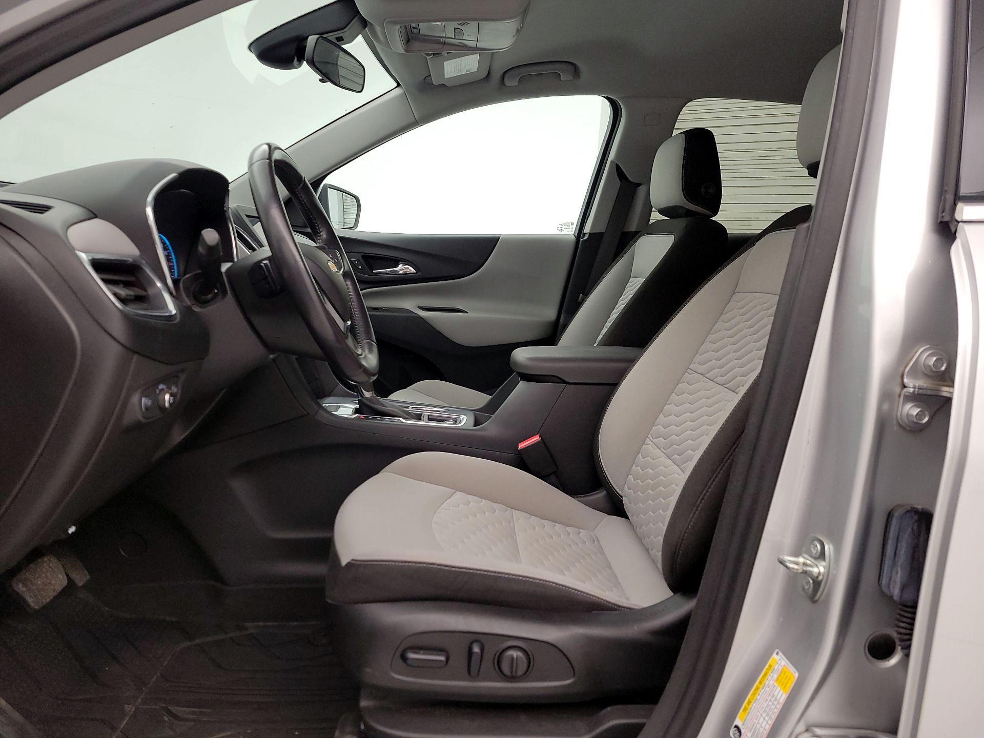 Thumbnail: 2020 Chevrolet Equinox - 11