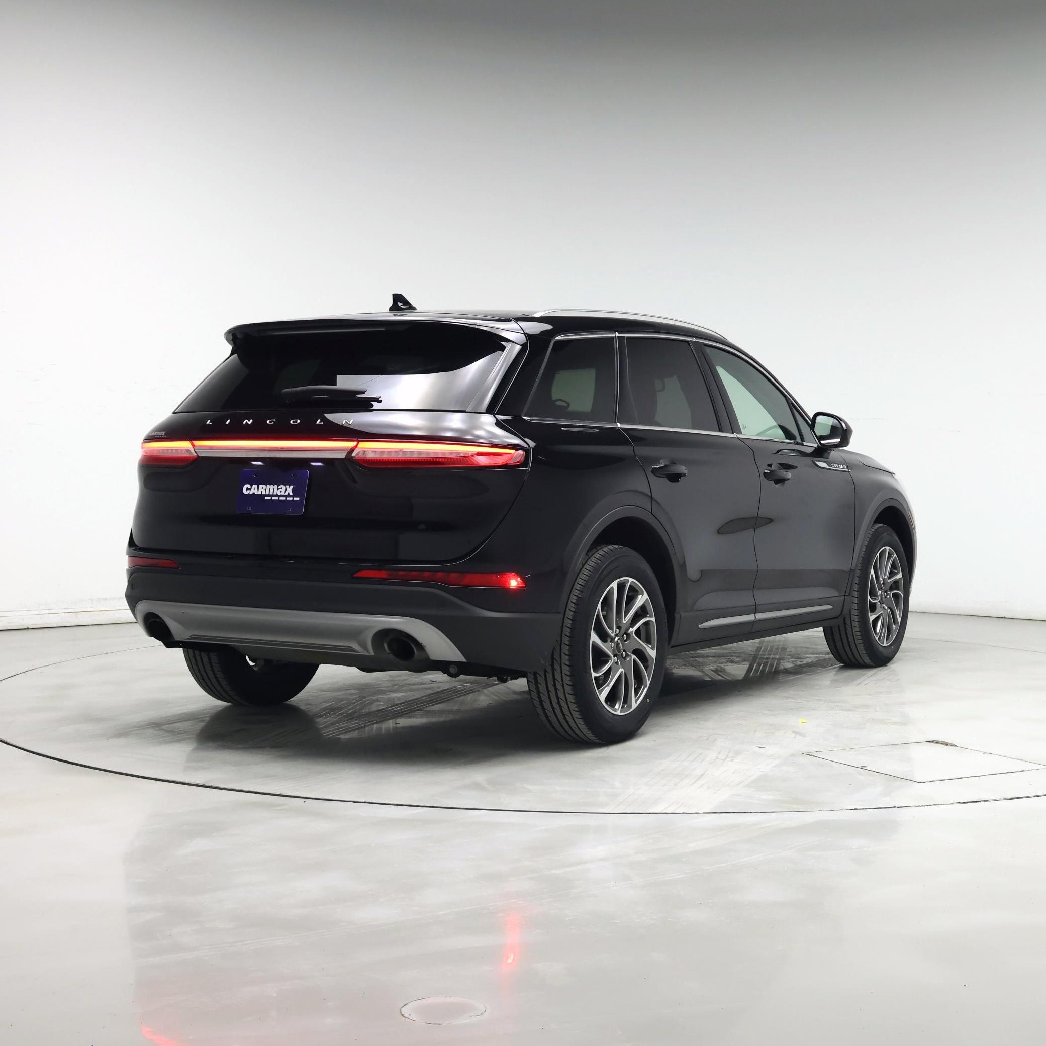 Thumbnail: 2022 Lincoln Corsair - 8