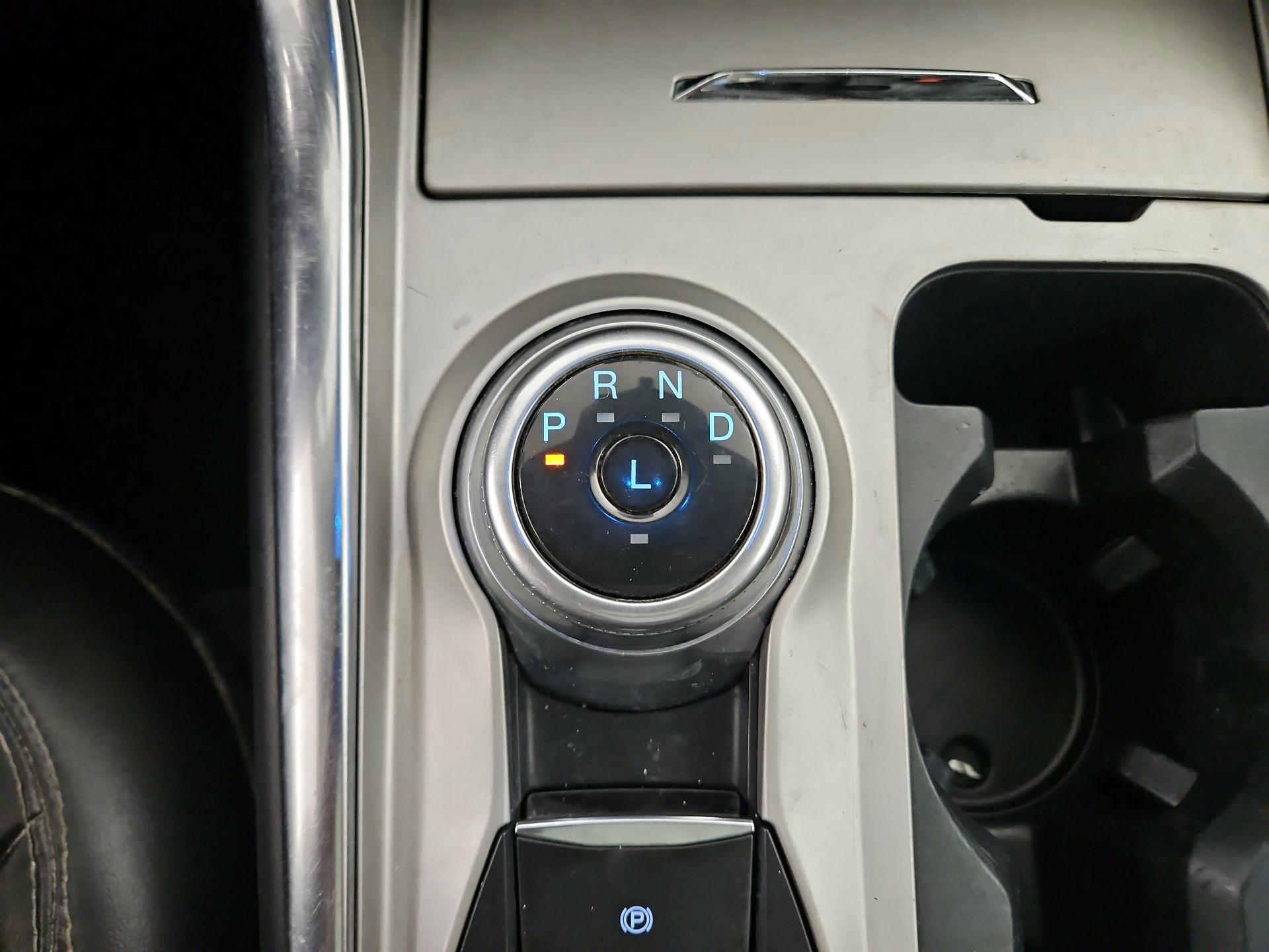 Thumbnail: 2022 Ford Explorer - 18