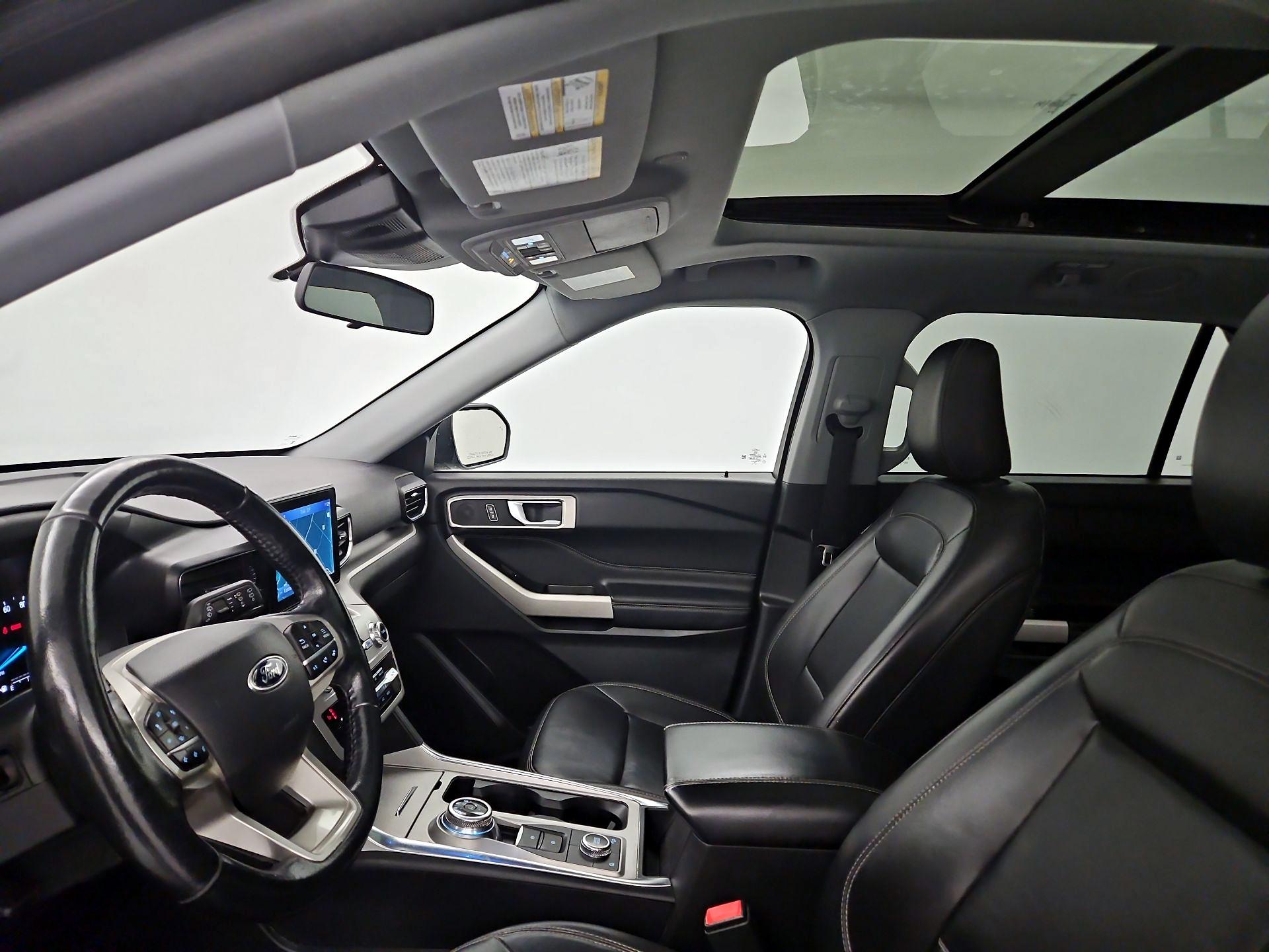 Thumbnail: 2022 Ford Explorer - 20