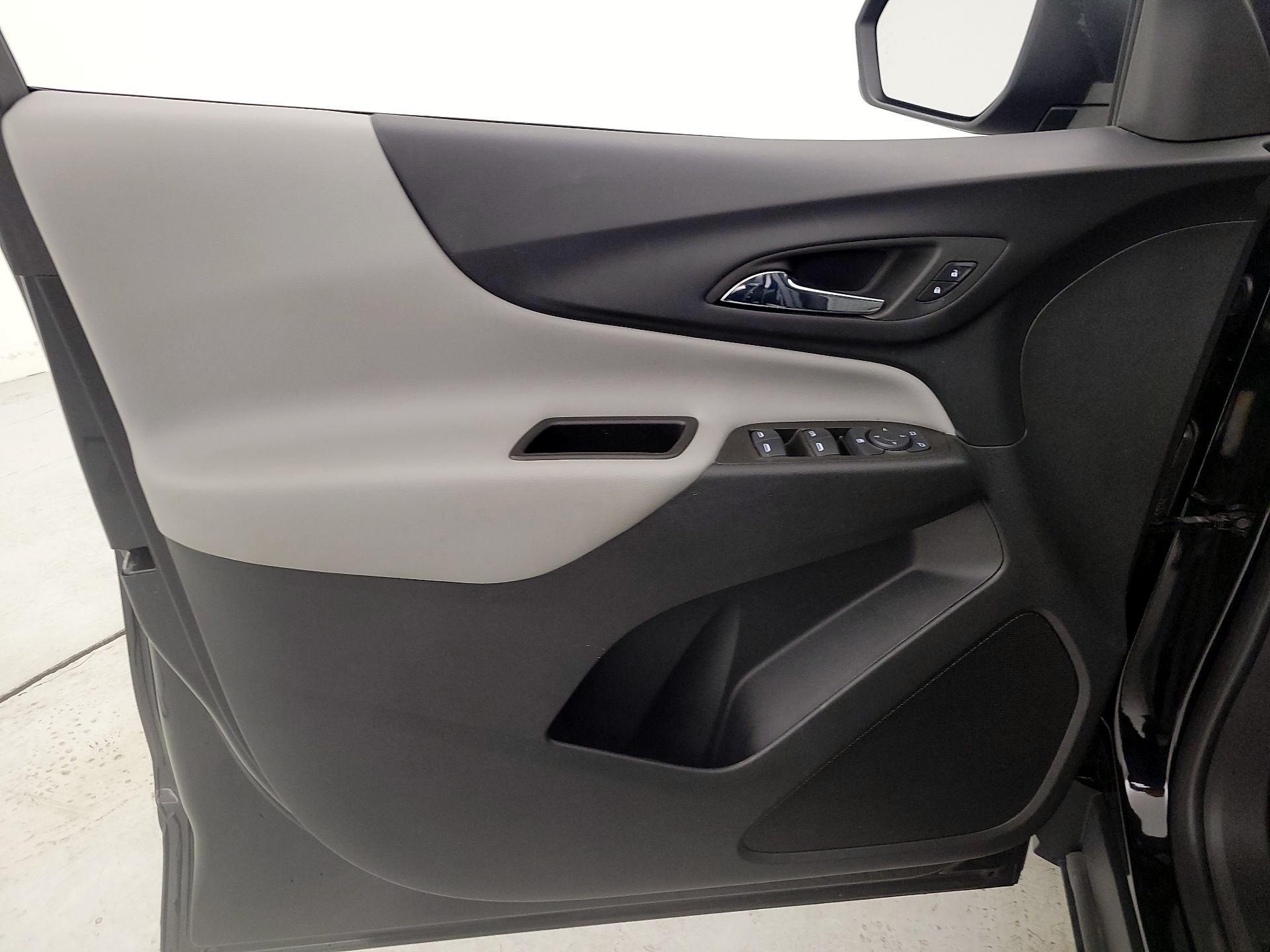 Thumbnail: 2023 Chevrolet Equinox - 12