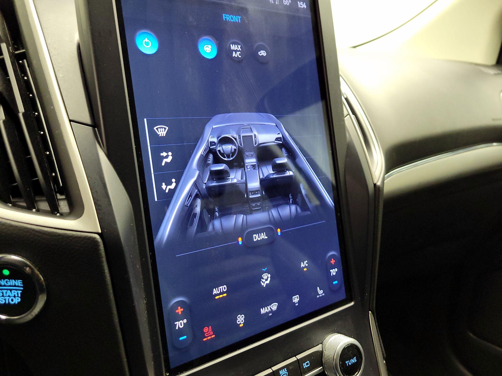 Thumbnail: 2022 Ford Edge - 16