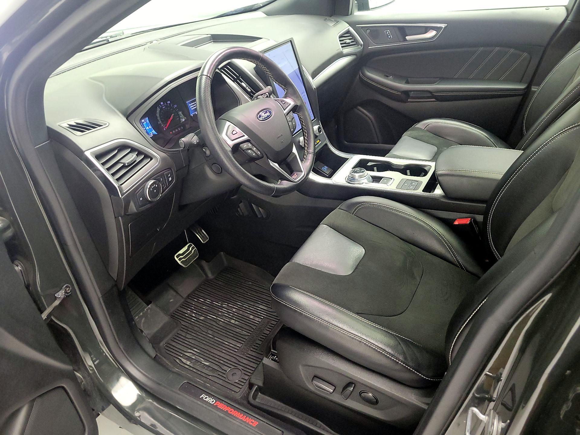 Thumbnail: 2022 Ford Edge - 11