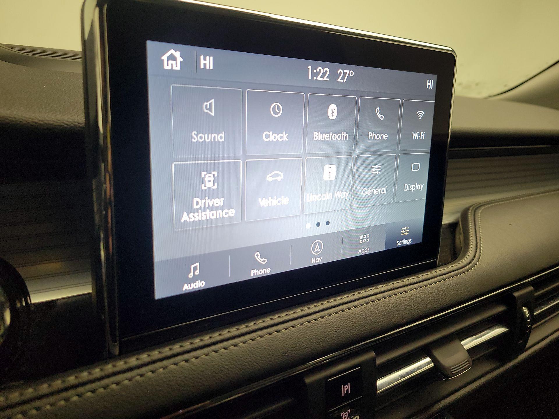 Thumbnail: 2022 Lincoln Corsair - 13