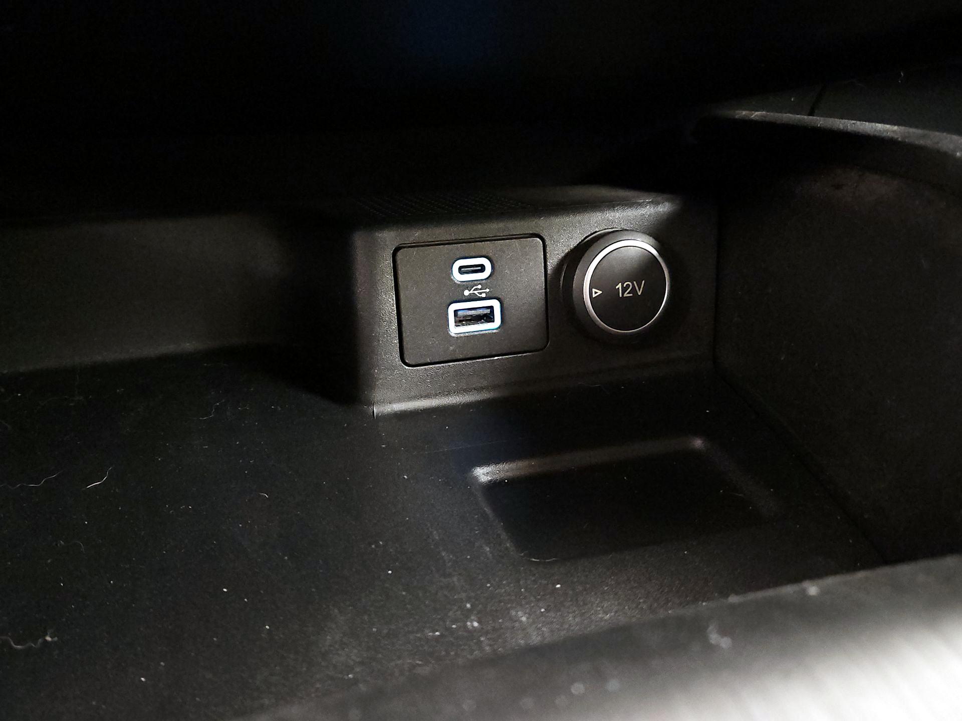 Thumbnail: 2020 Ford Escape - 18