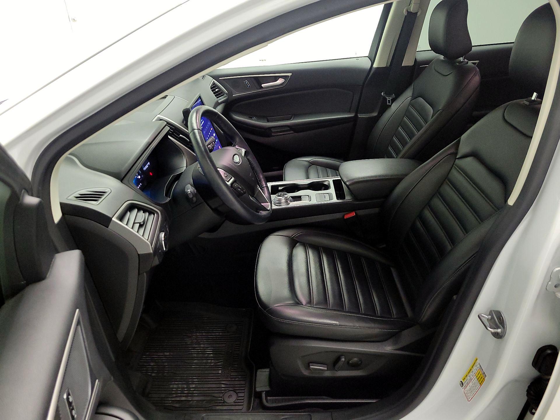 Thumbnail: 2022 Ford Edge - 11