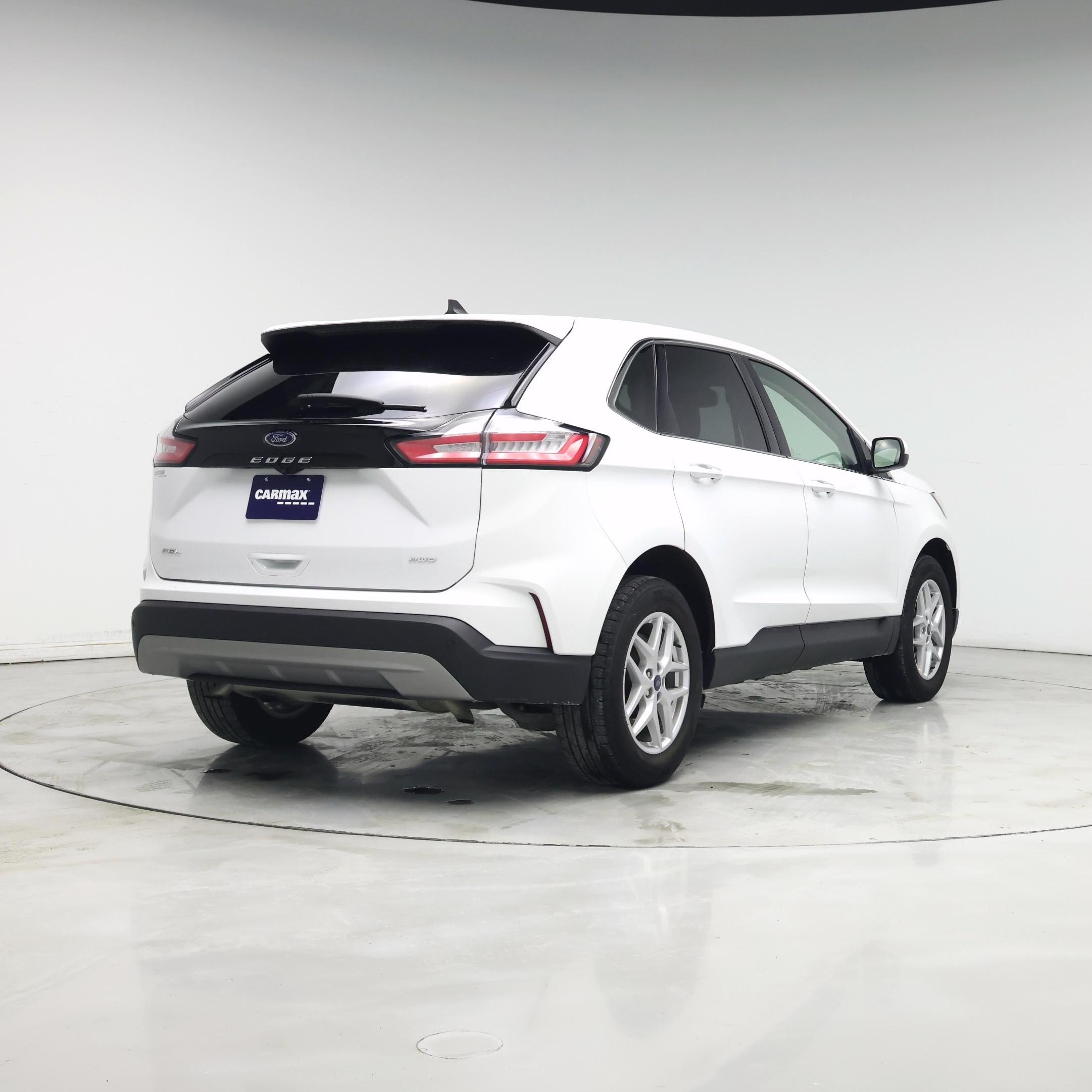 Thumbnail: 2022 Ford Edge - 8