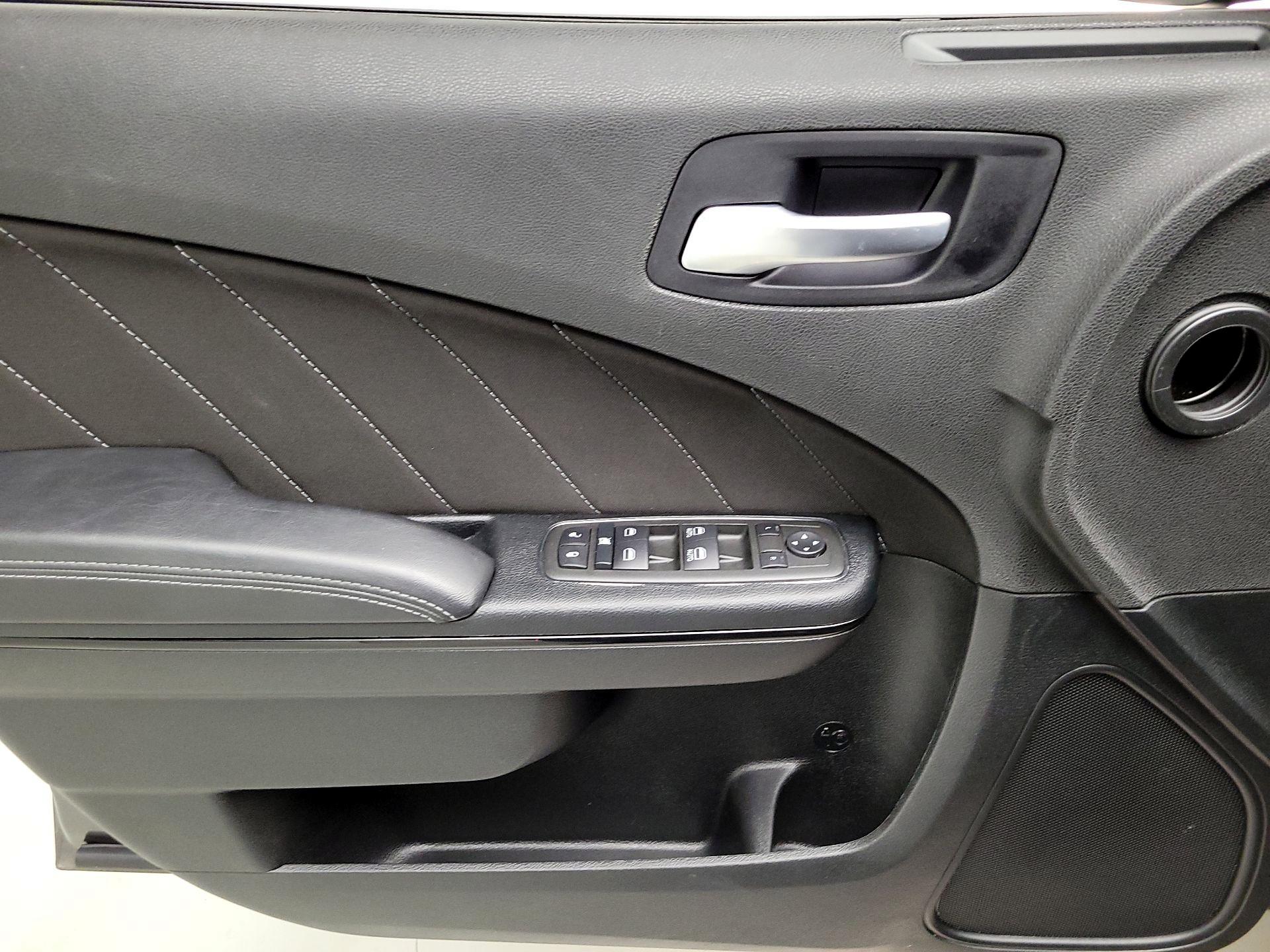 Thumbnail: 2022 Dodge Charger - 12