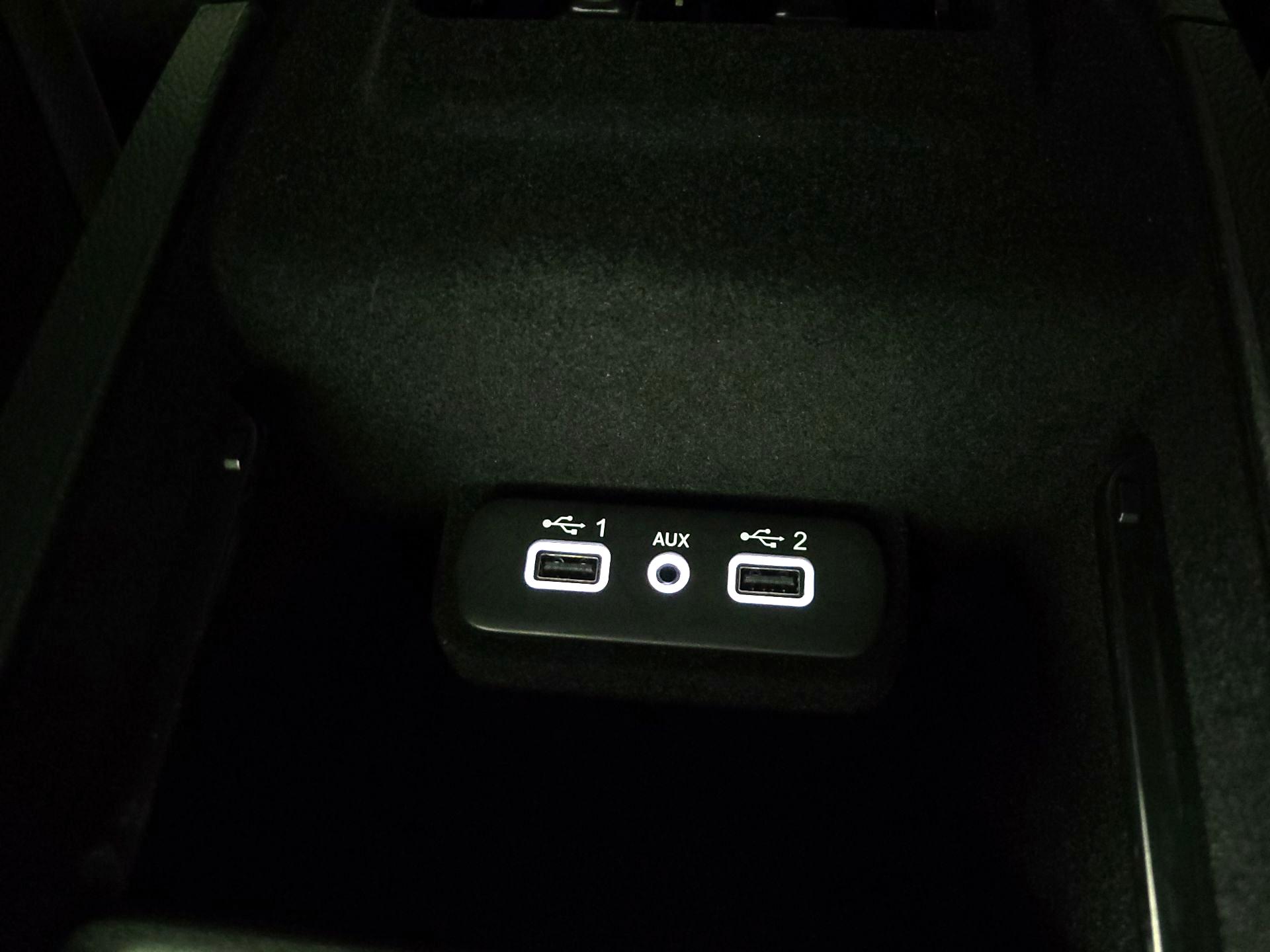 Thumbnail: 2022 Dodge Charger - 18