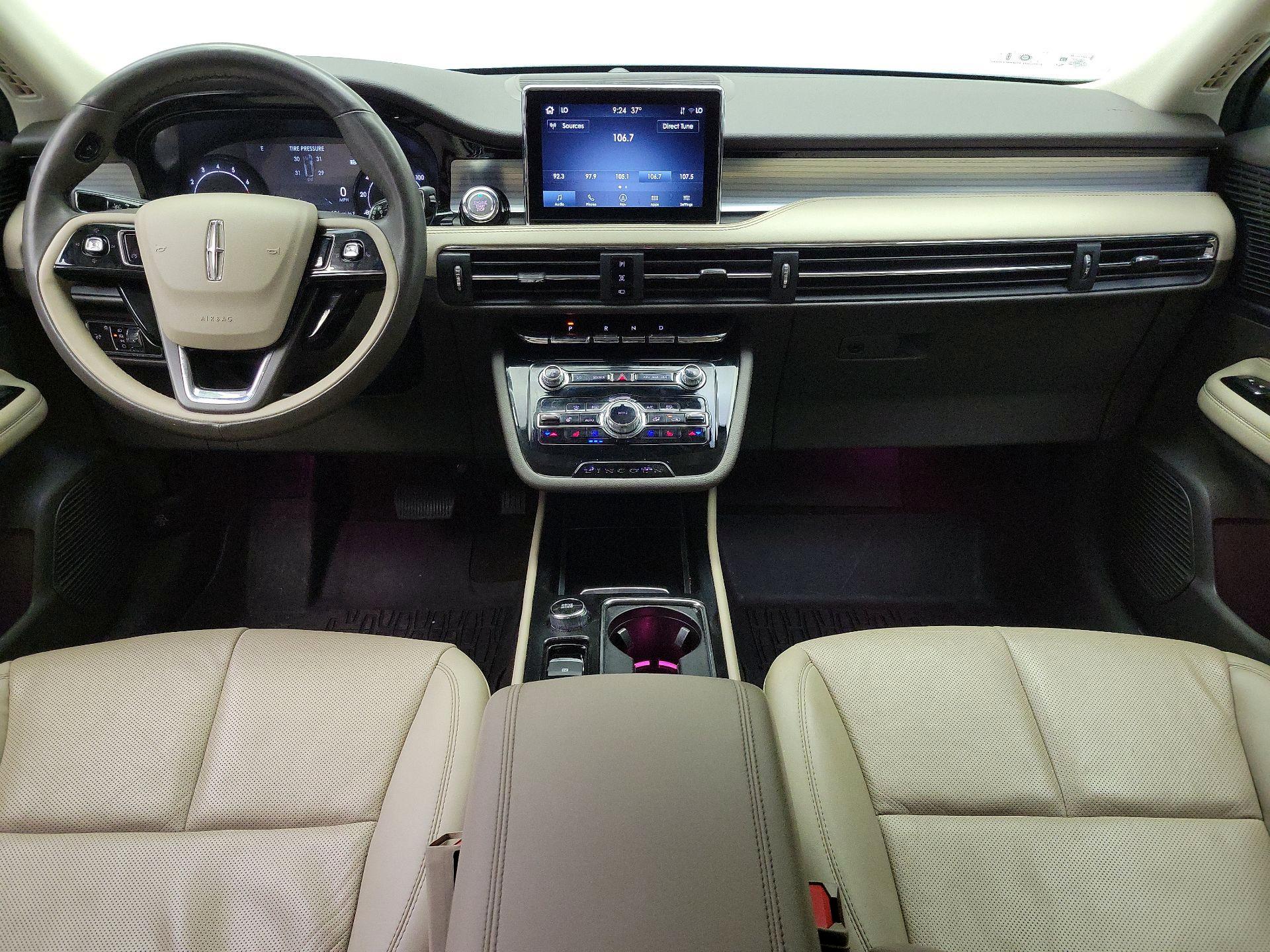 Thumbnail: 2022 Lincoln Corsair - 9