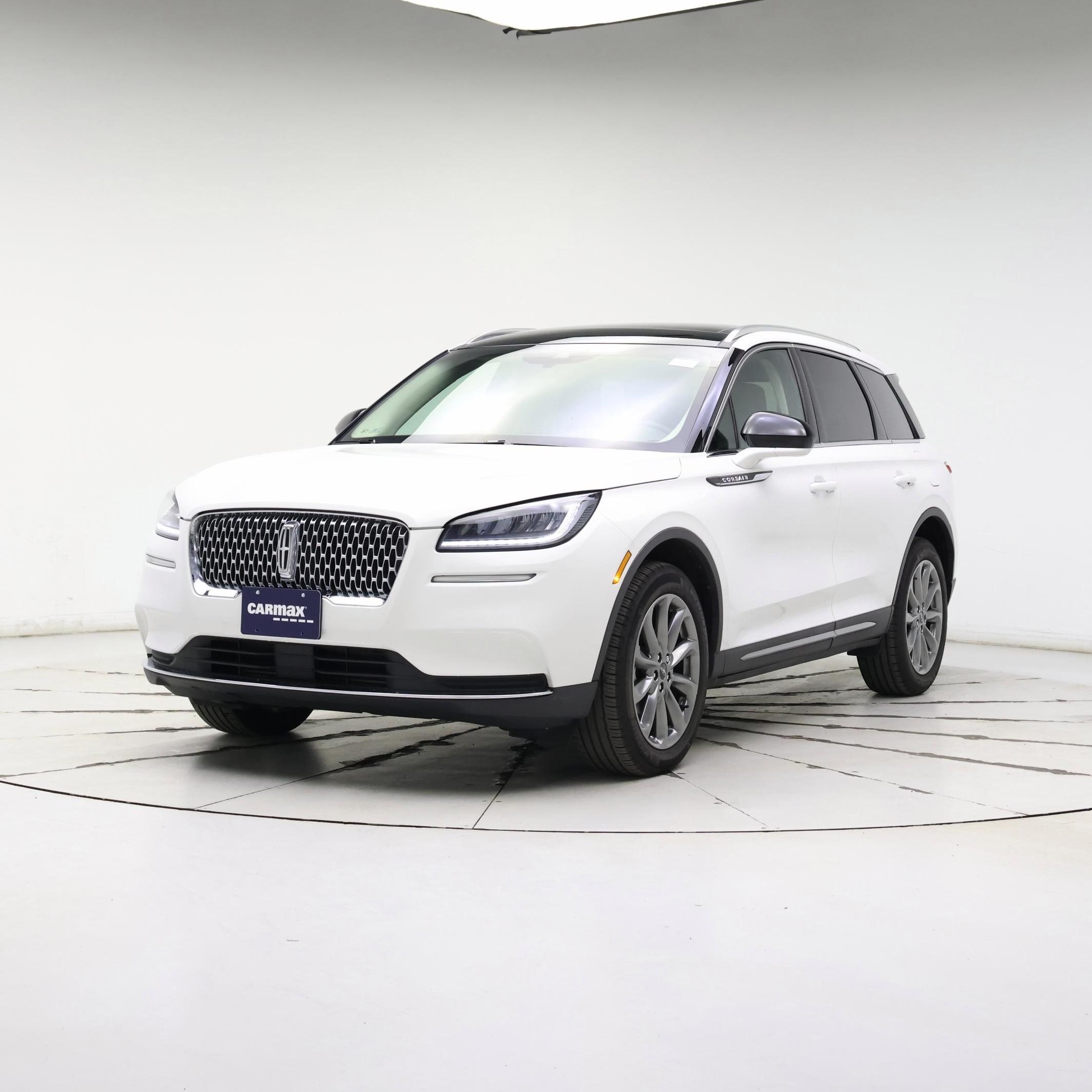 Thumbnail: 2022 Lincoln Corsair - 4