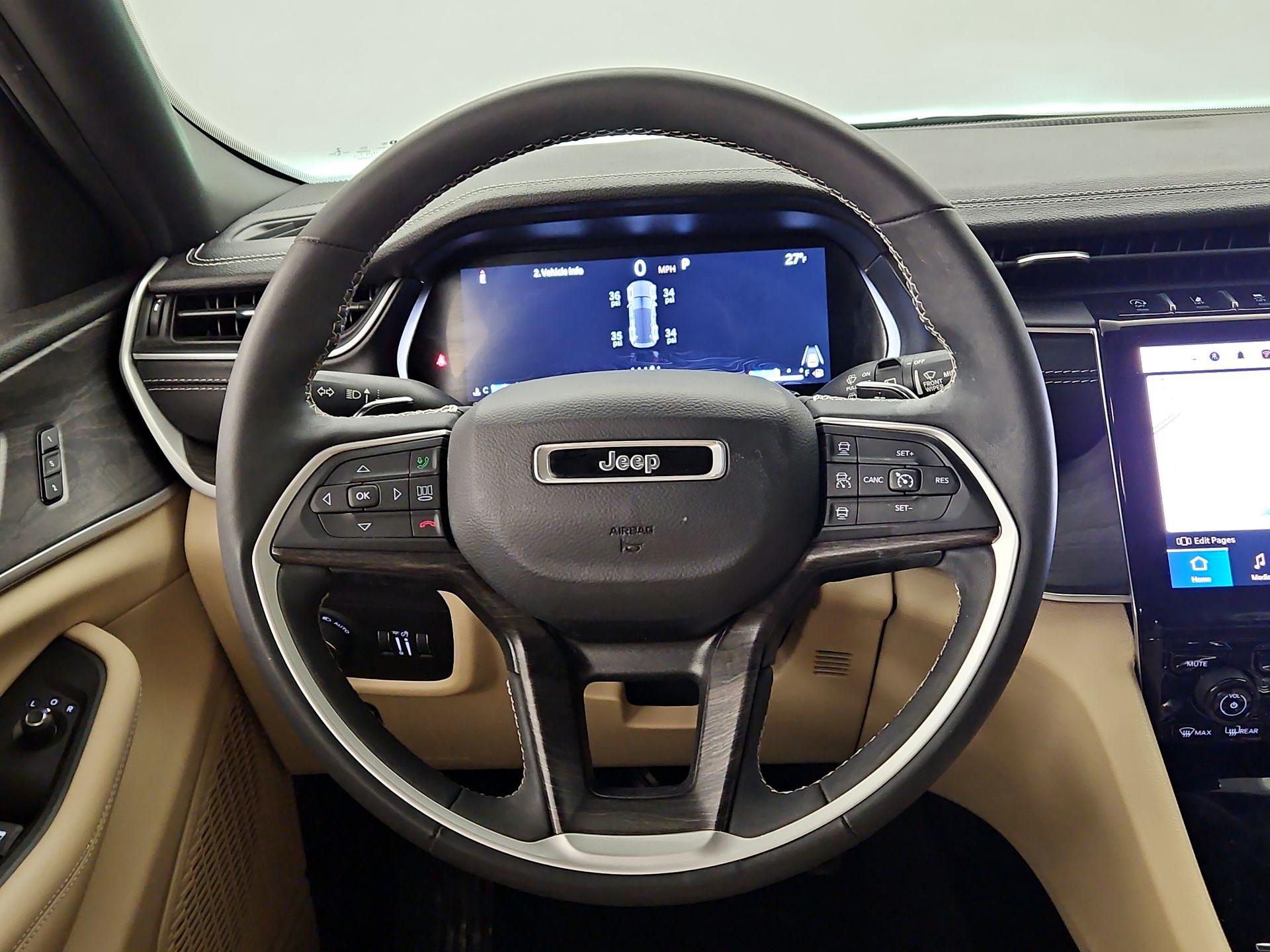 Thumbnail: 2023 Jeep Grand Cherokee - 10