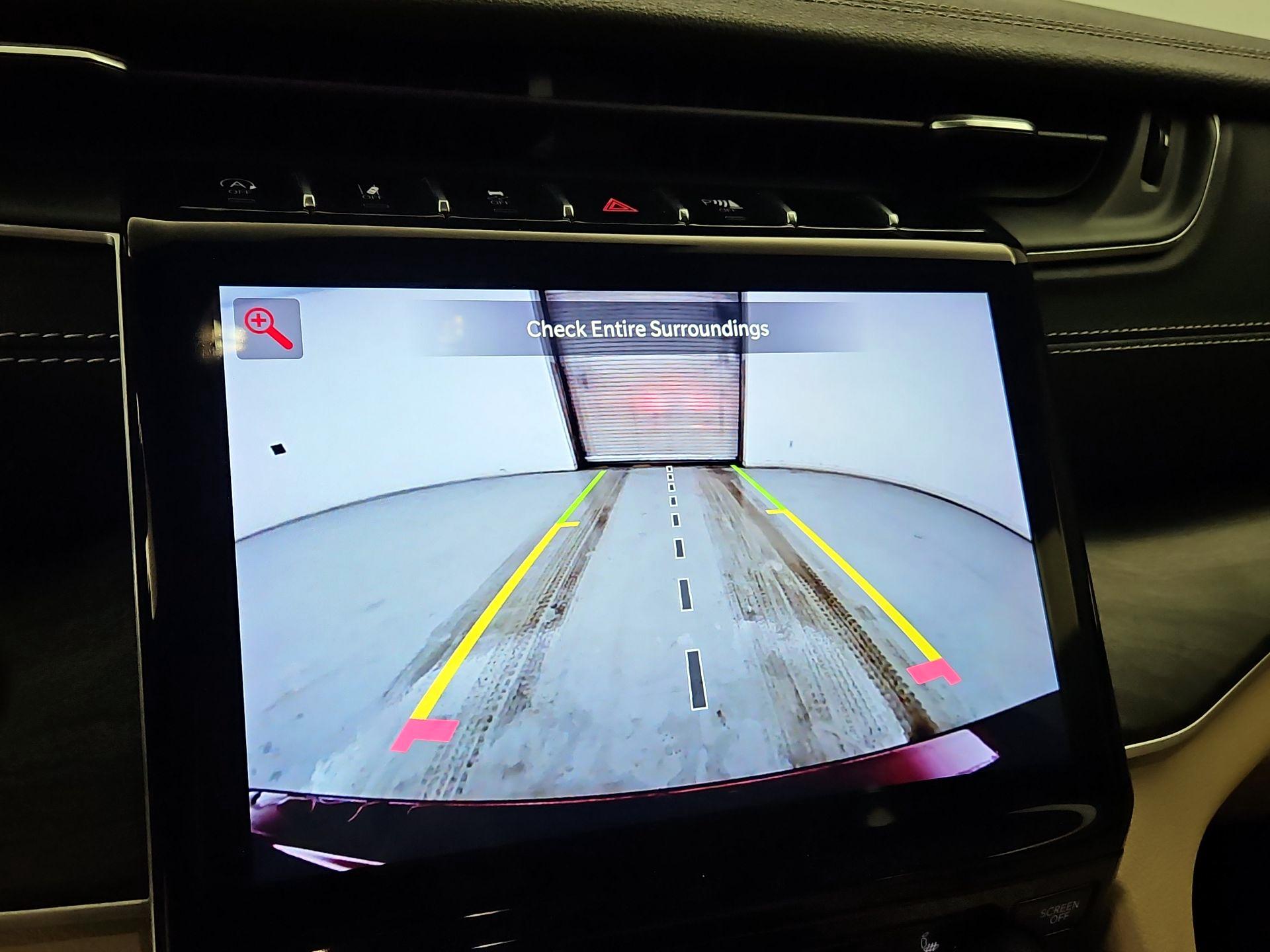 Thumbnail: 2023 Jeep Grand Cherokee - 15