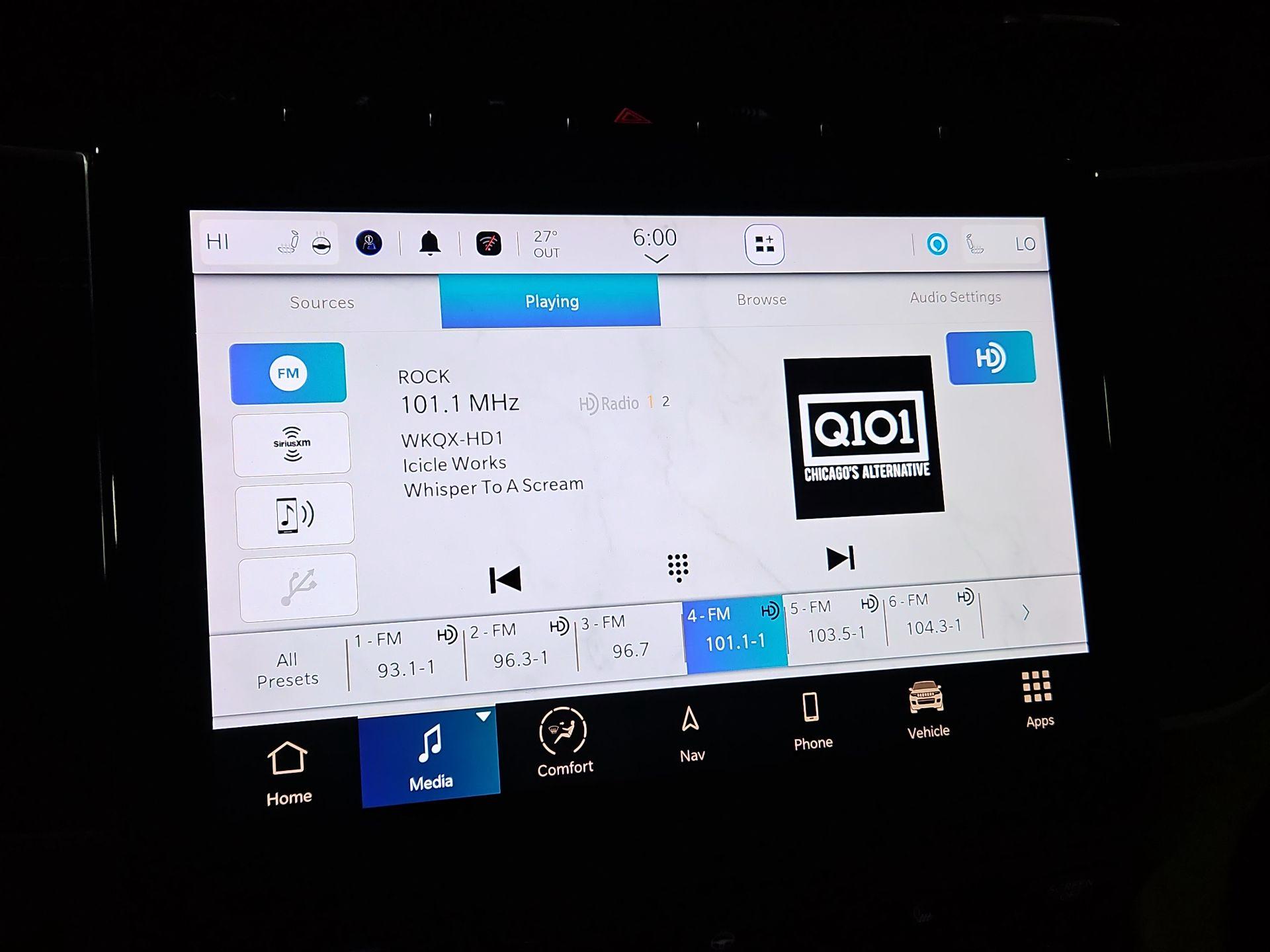 Thumbnail: 2023 Jeep Grand Cherokee - 16