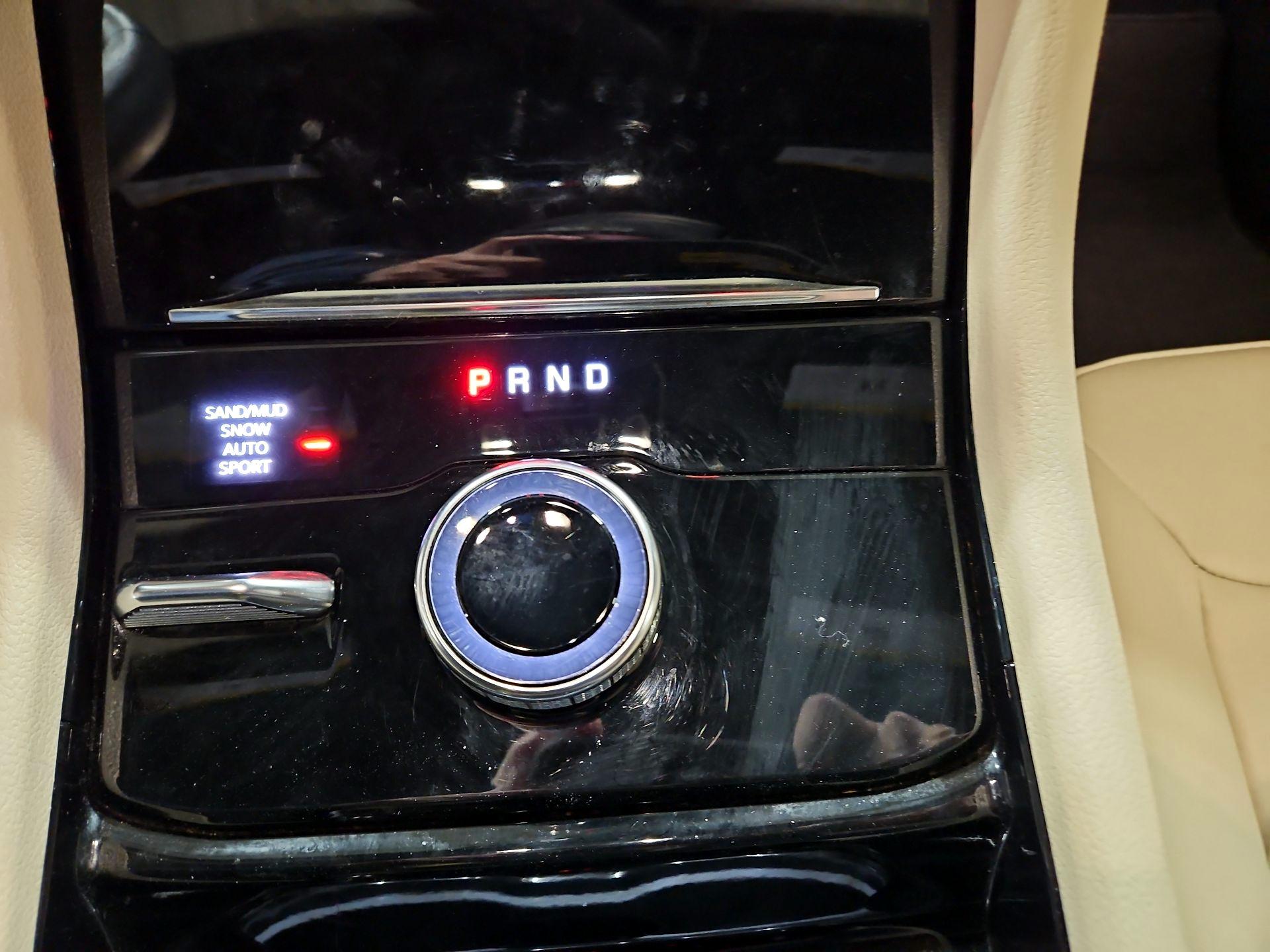 Thumbnail: 2023 Jeep Grand Cherokee - 18