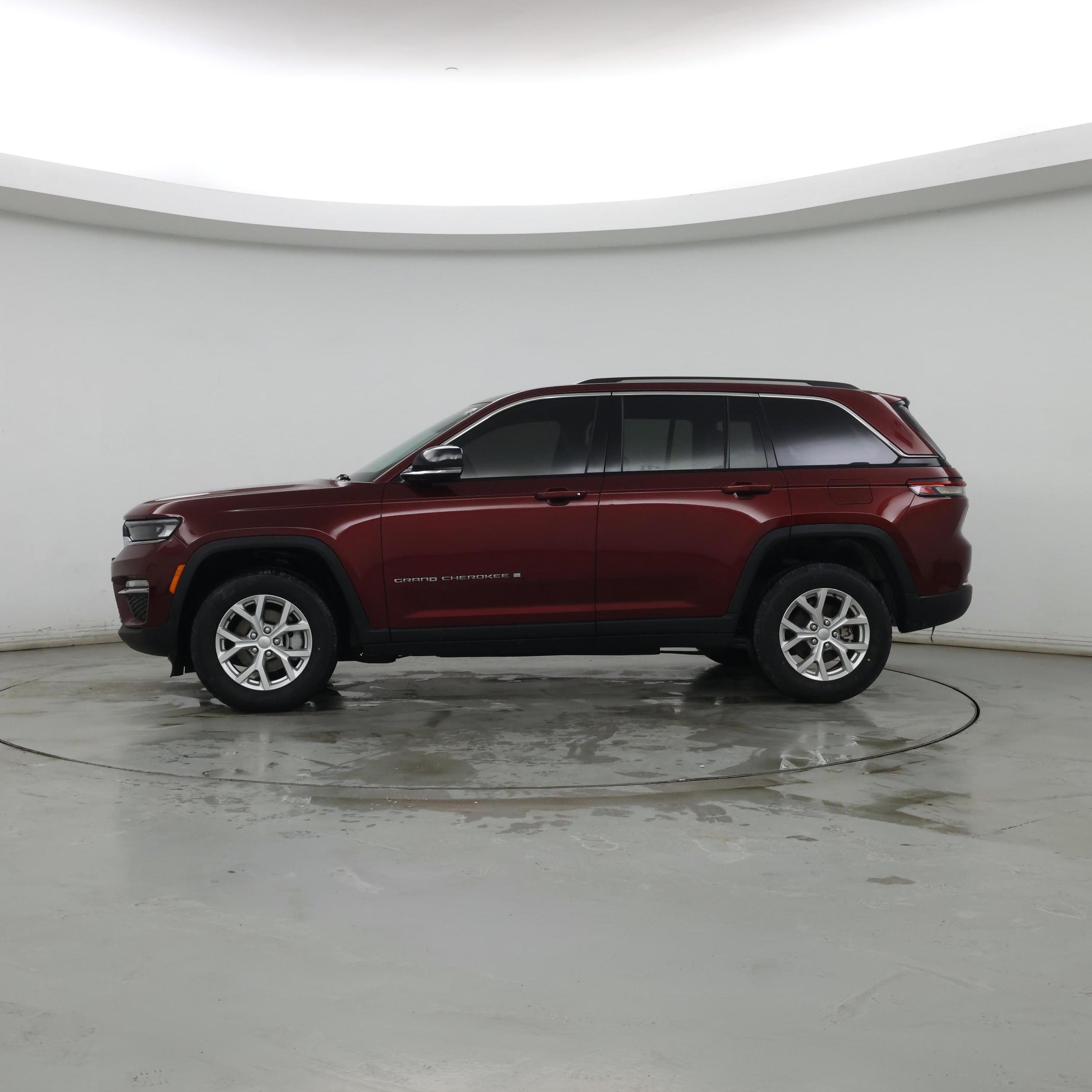 Thumbnail: 2023 Jeep Grand Cherokee - 3