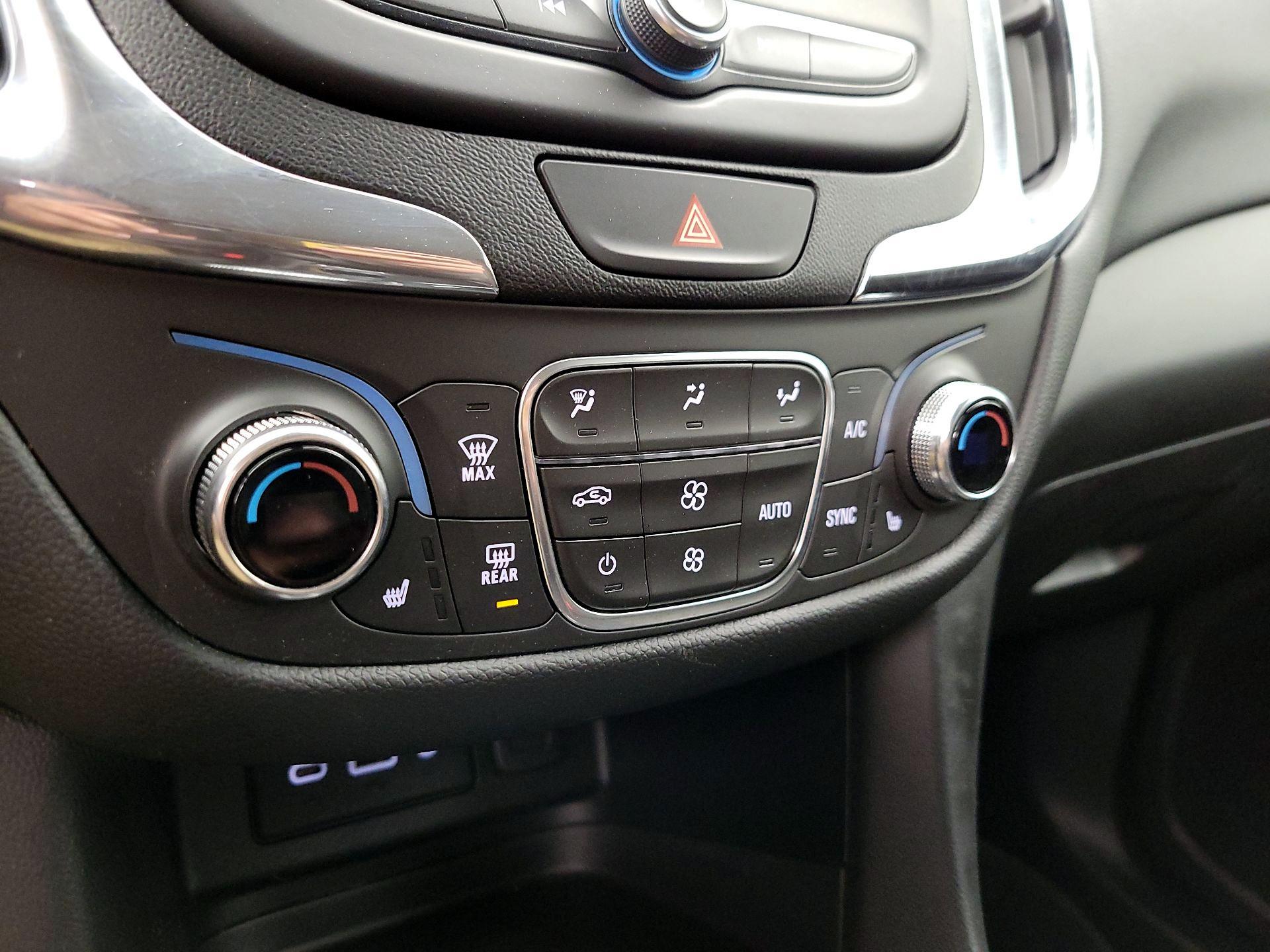 Thumbnail: 2020 Chevrolet Equinox - 16