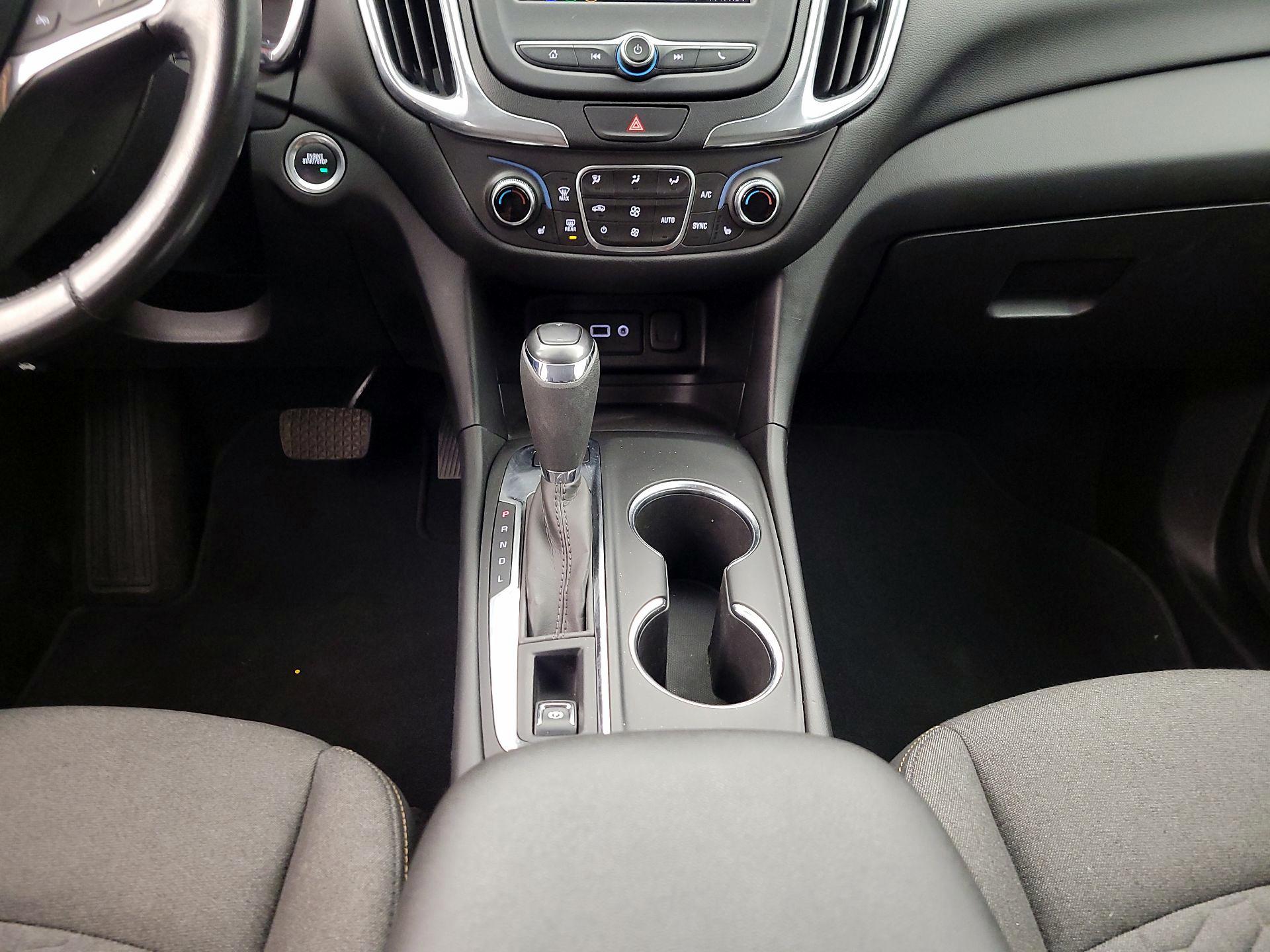 Thumbnail: 2020 Chevrolet Equinox - 17