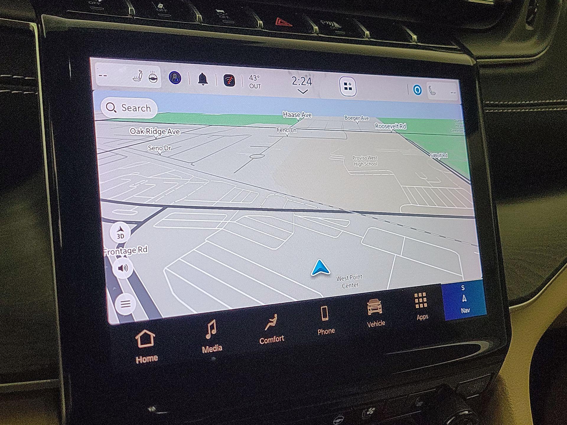 Thumbnail: 2023 Jeep Grand Cherokee - 14