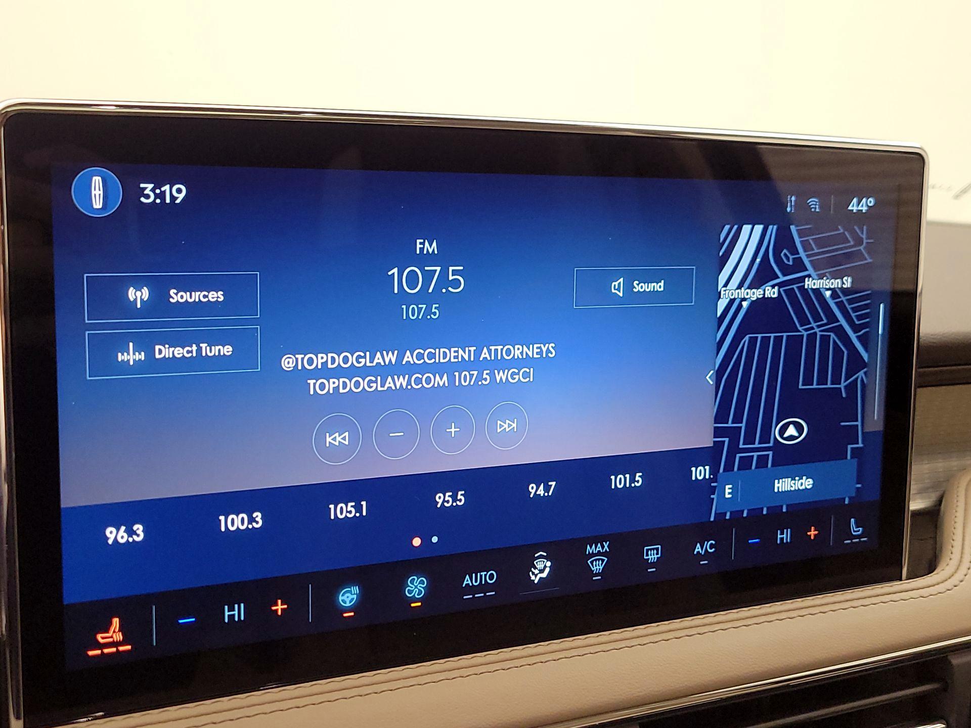 Thumbnail: 2024 Lincoln Corsair - 16