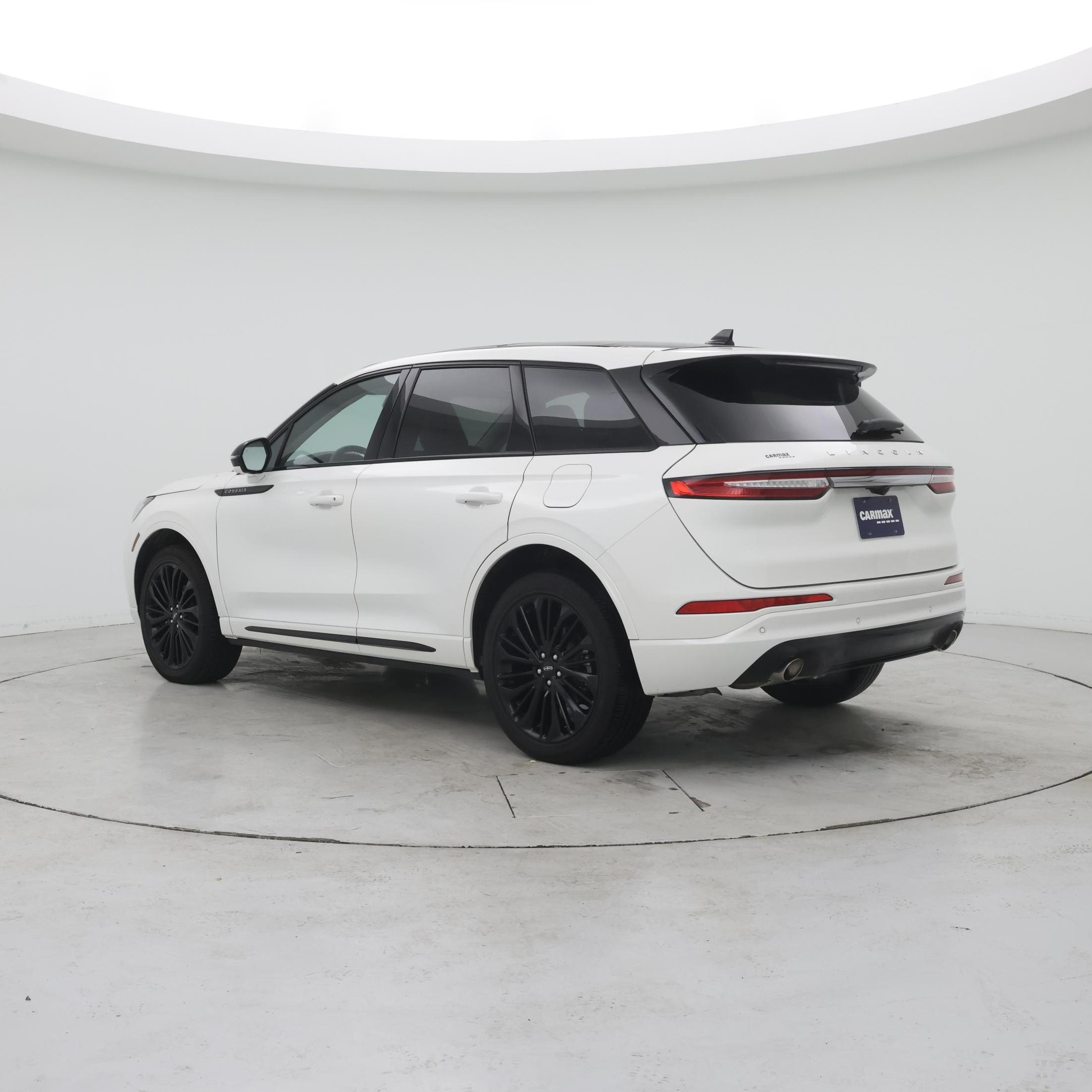 Thumbnail: 2024 Lincoln Corsair - 2