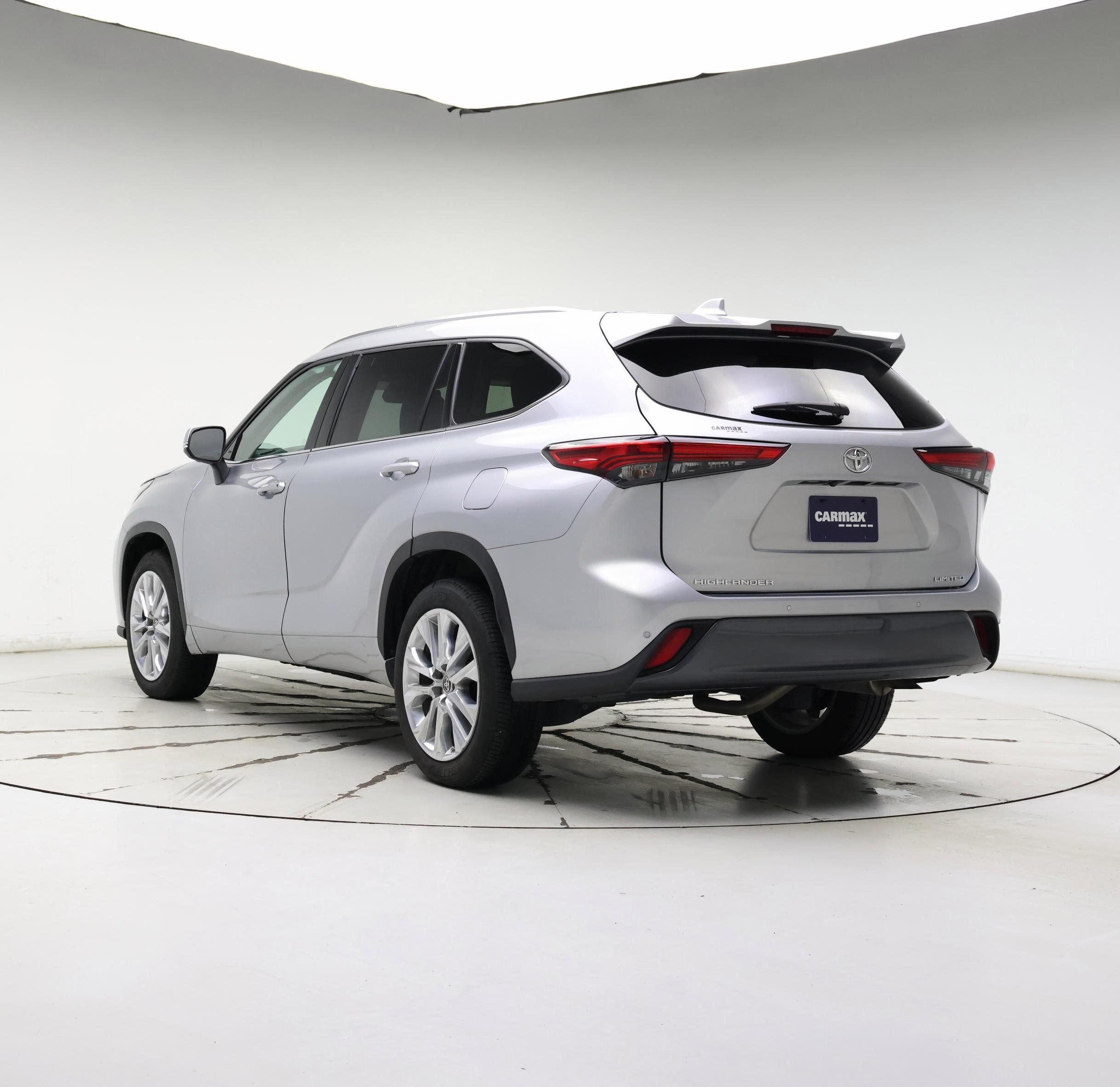 Thumbnail: 2021 Toyota Highlander - 2