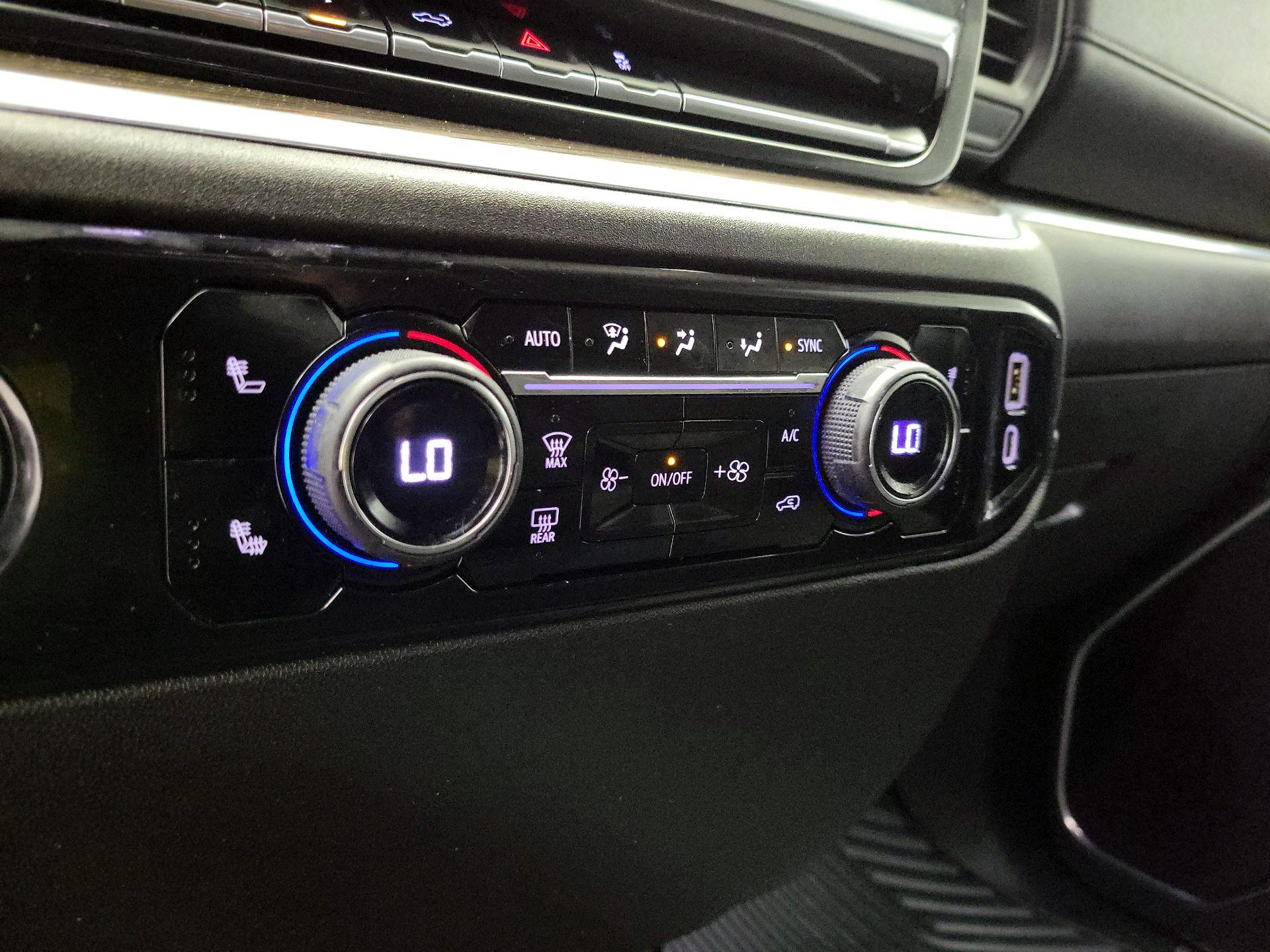 Thumbnail: 2022 Chevrolet Silverado 1500 - 15