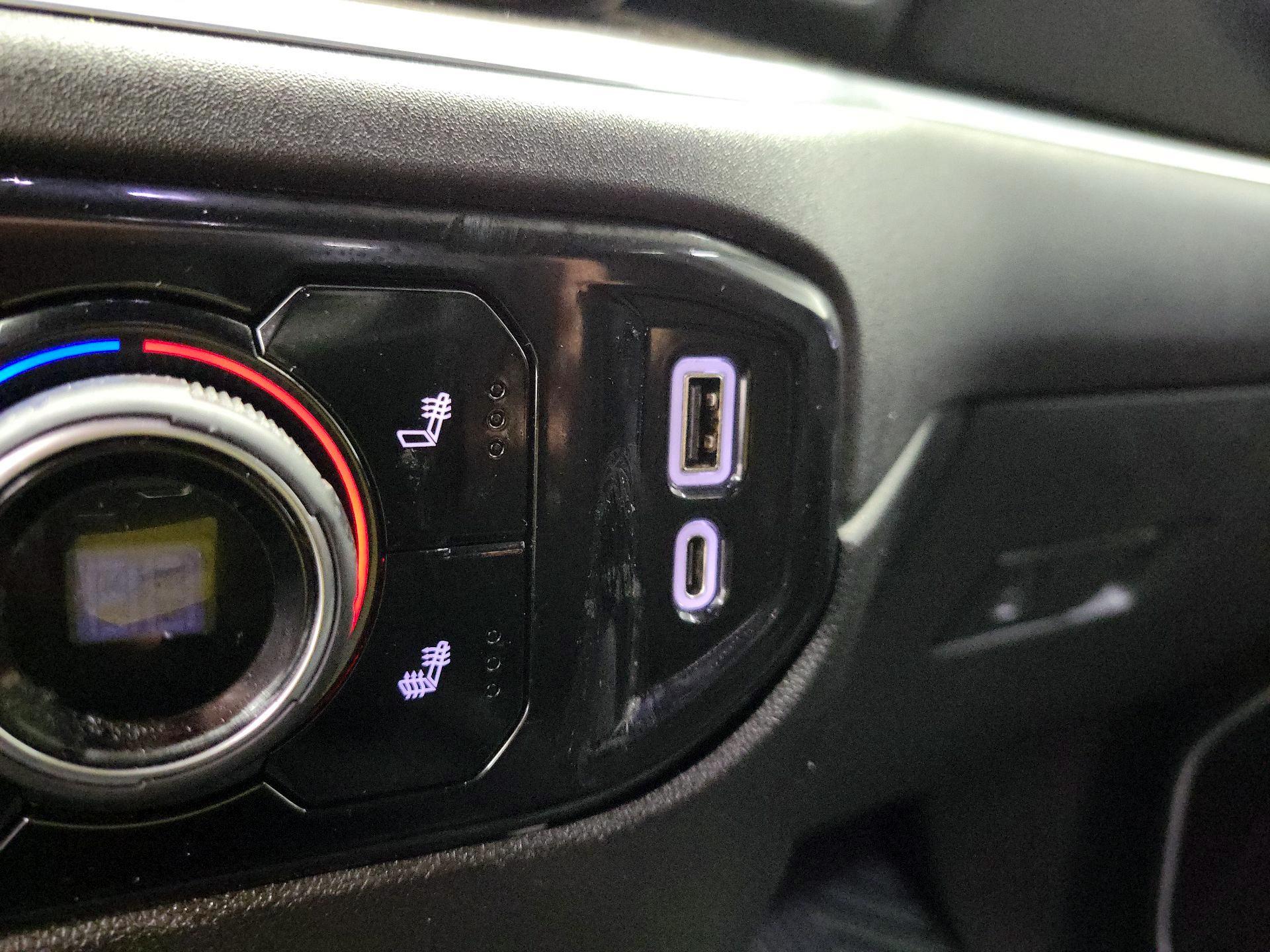 Thumbnail: 2022 Chevrolet Silverado 1500 - 17