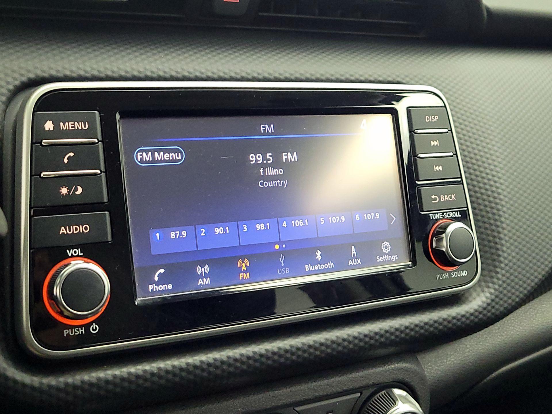 Thumbnail: 2023 Nissan Kicks - 15