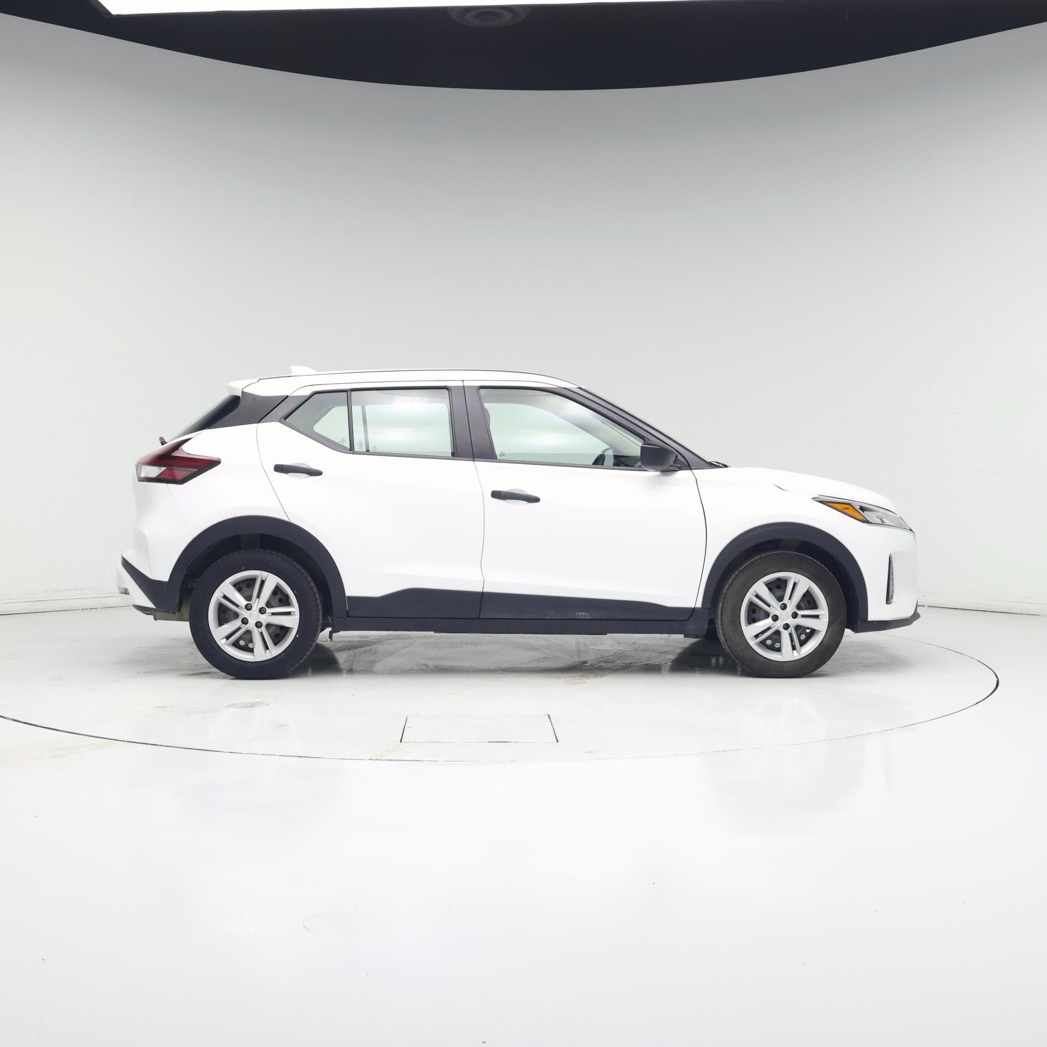 Thumbnail: 2023 Nissan Kicks - 7