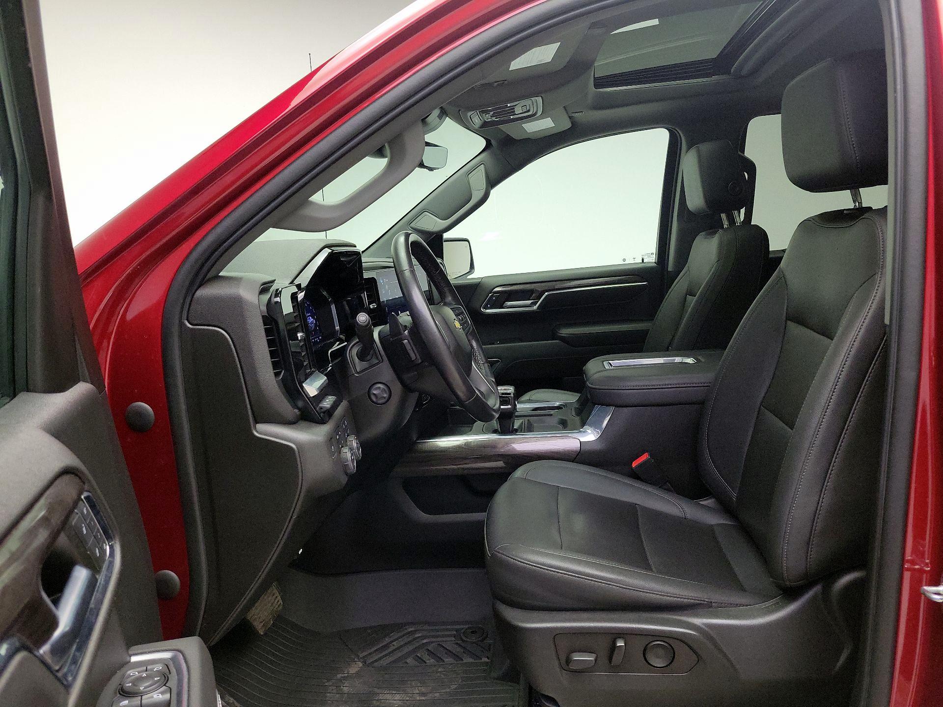 Thumbnail: 2022 Chevrolet Silverado 1500 - 11