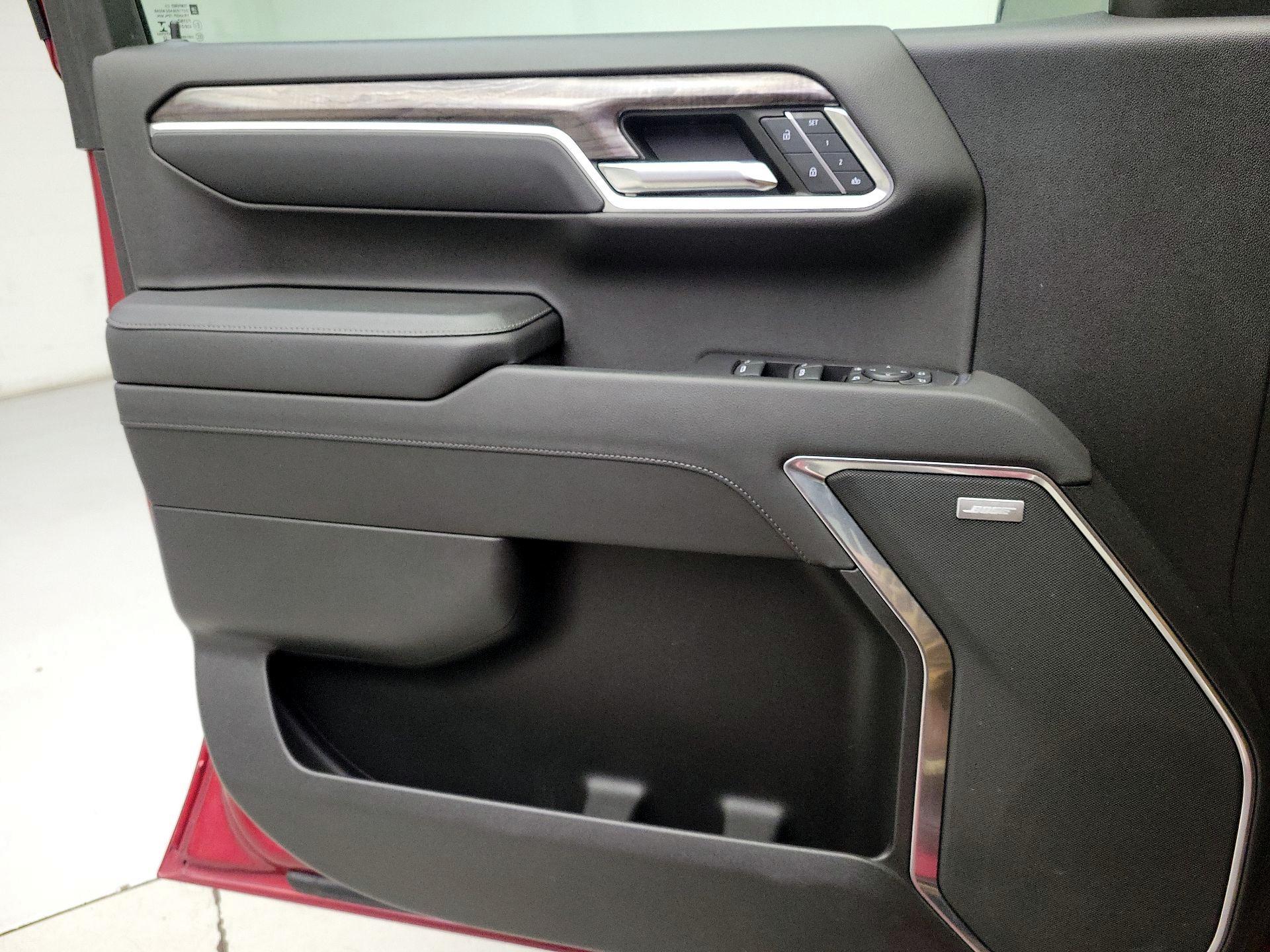 Thumbnail: 2022 Chevrolet Silverado 1500 - 12