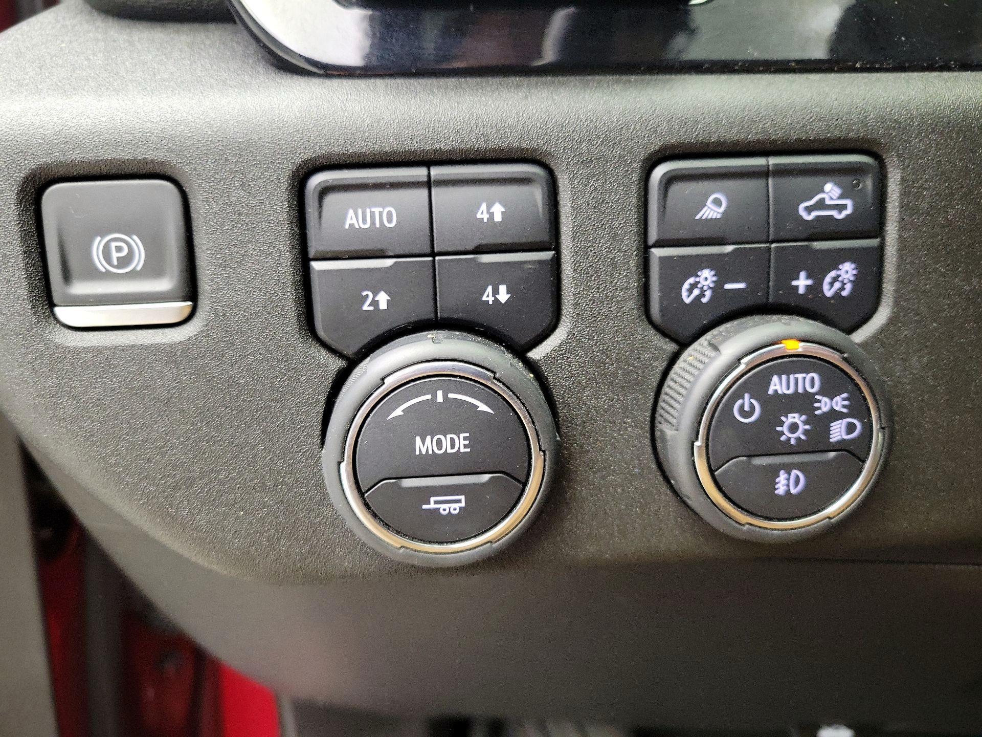 Thumbnail: 2022 Chevrolet Silverado 1500 - 13