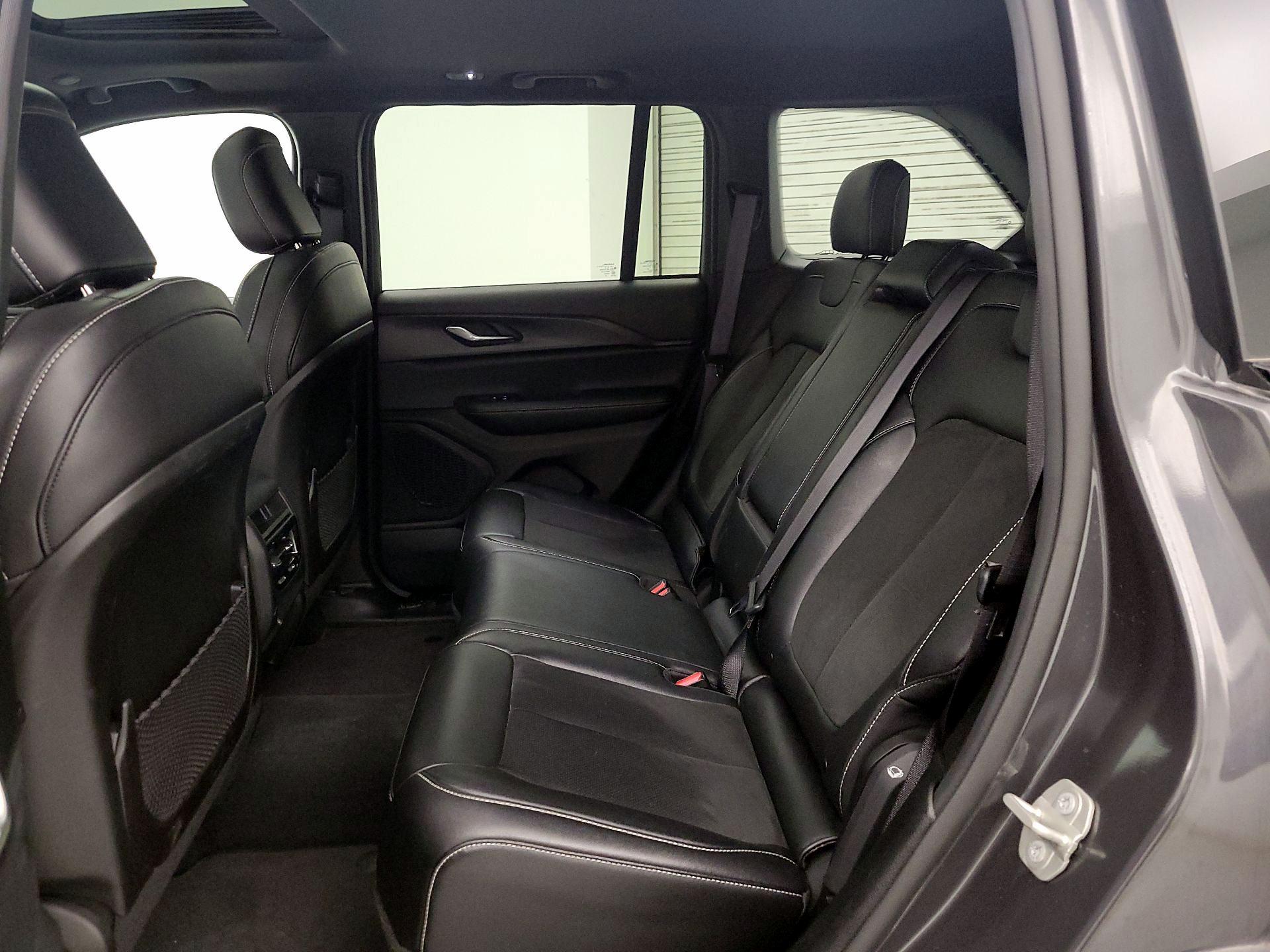 Thumbnail: 2024 Jeep Grand Cherokee - 20