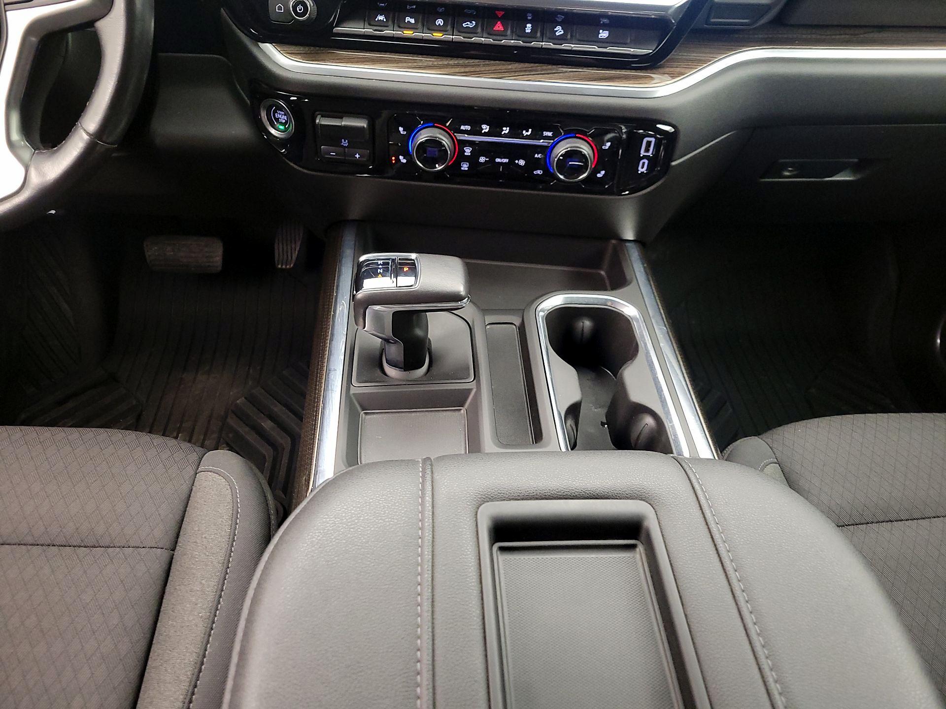 Thumbnail: 2022 Chevrolet Silverado 1500 - 17